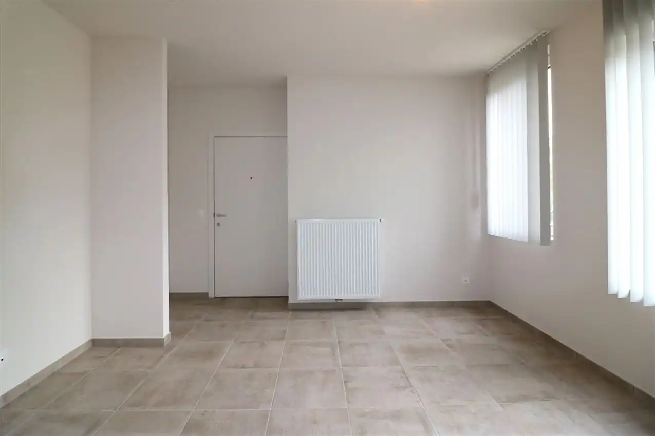 Gelijkvloers appartement, 2 slpk., autostaanplaats foto 13