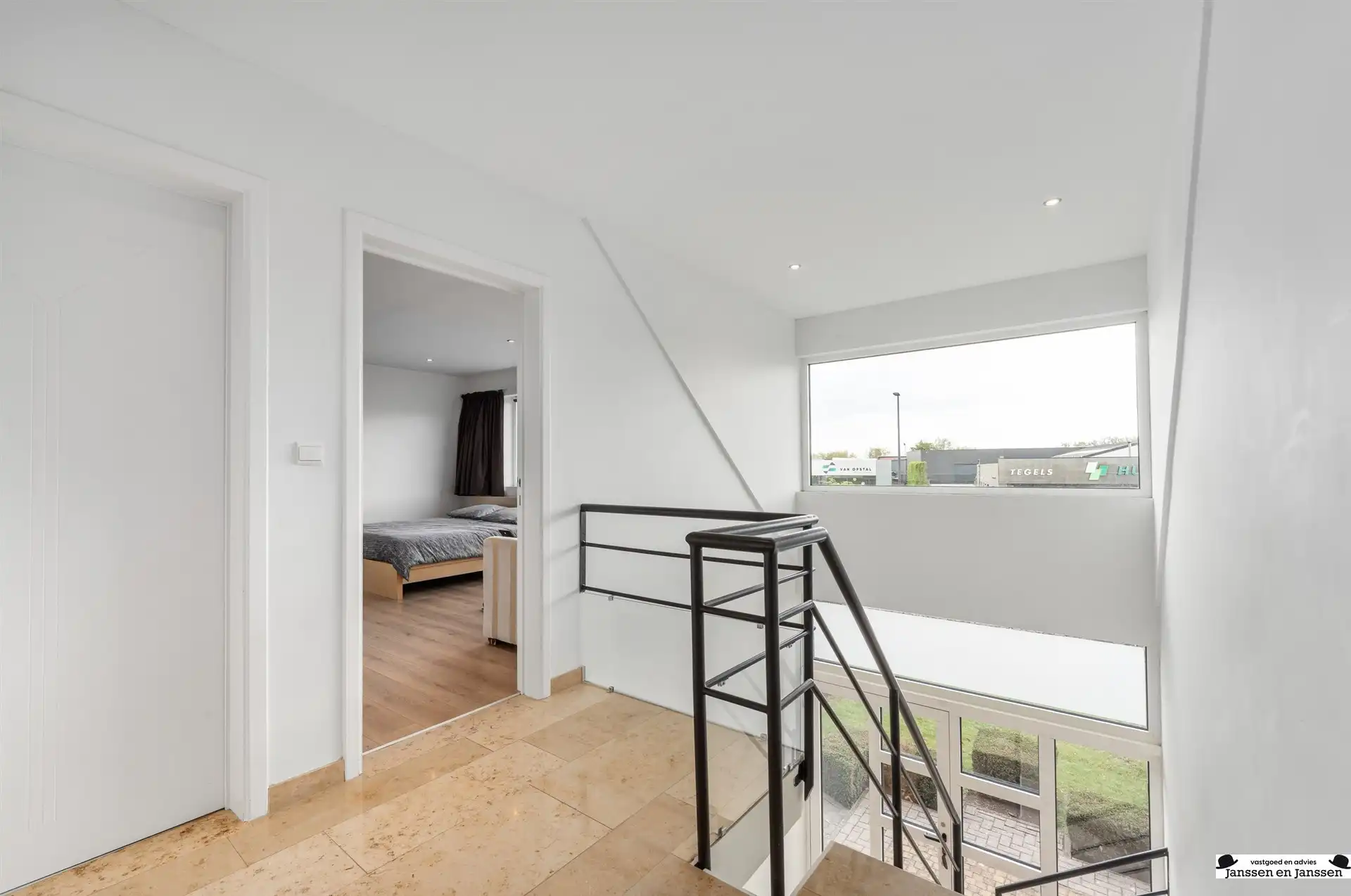 Energiezuinige woning op een perceel van 1991 m2 foto 15