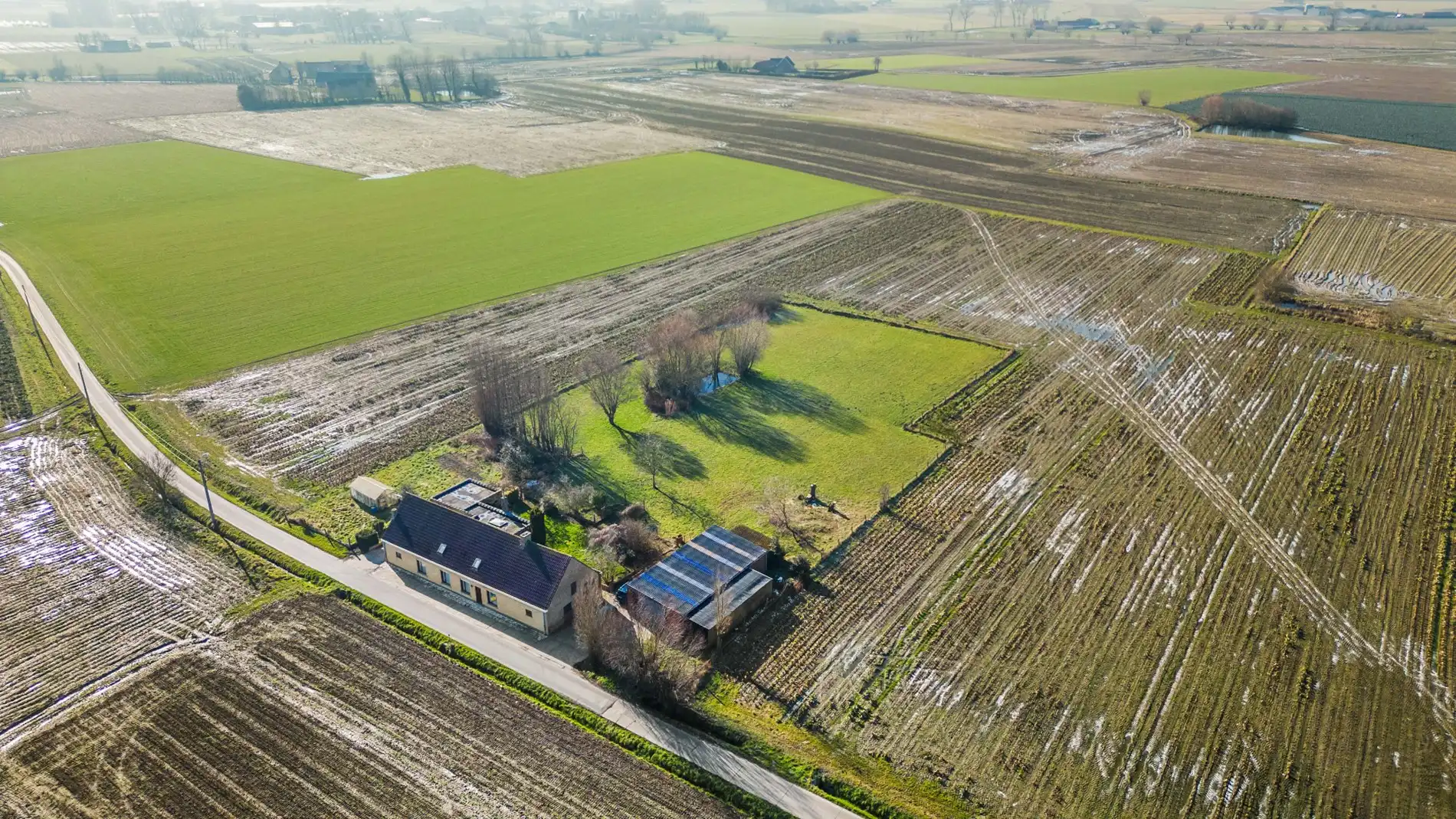 Landelijk gelegen woning met opslagruimte te Torhout foto 6