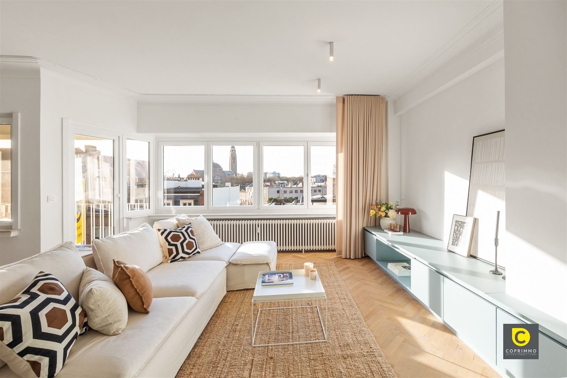 Volledig gerenoveerd app met prachtig uitzicht foto 5