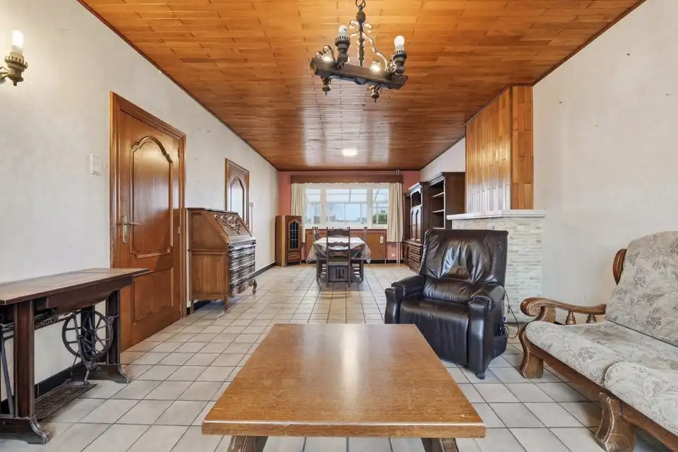 RUIME GEZINSWONING MET 3 SLKS, TUIN EN GARAGEBOX IN TONGEREN foto 7