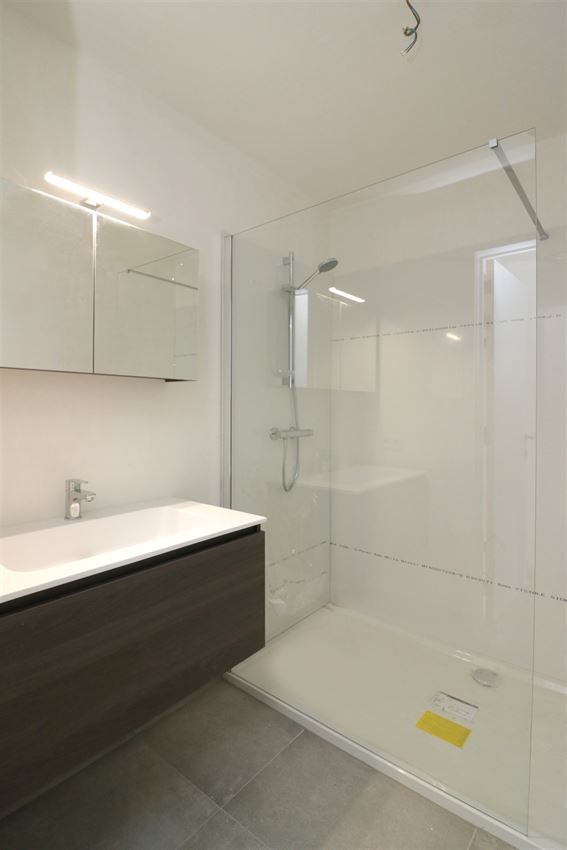 Gunstig gelegen nieuwbouwappartement met 2 slpk. en parking foto 14