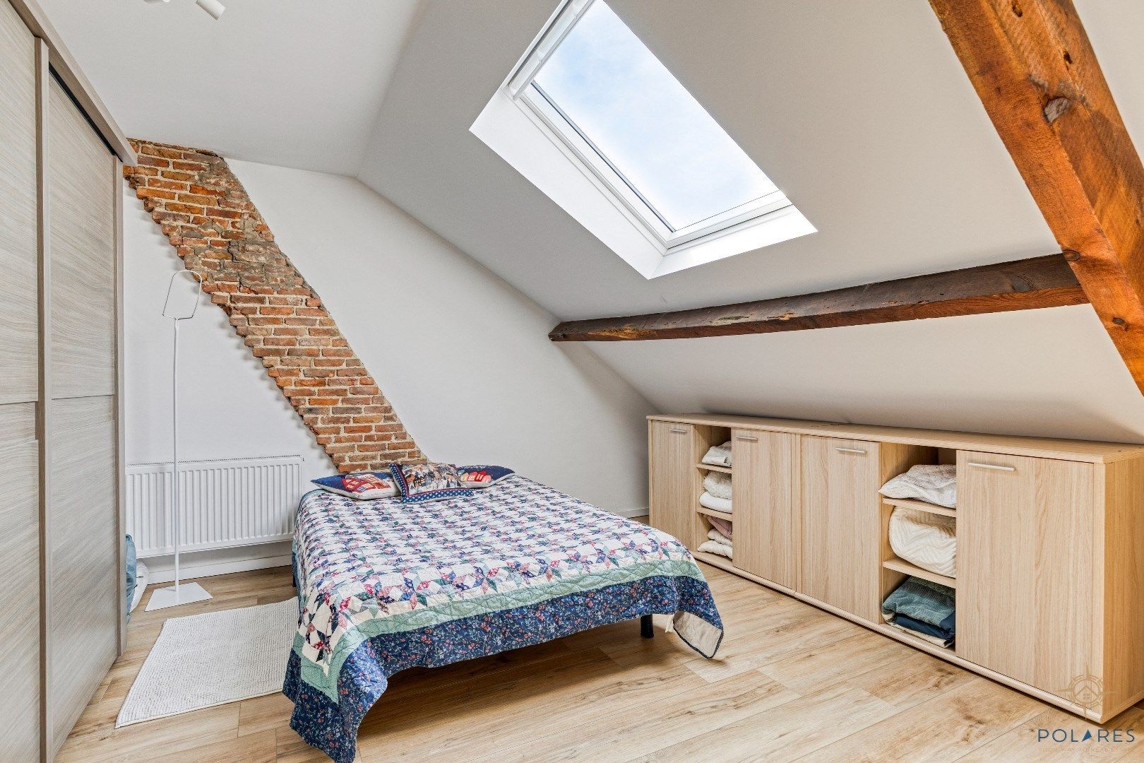 Instapklare woning met 4 slaapkamers en tuin foto 17