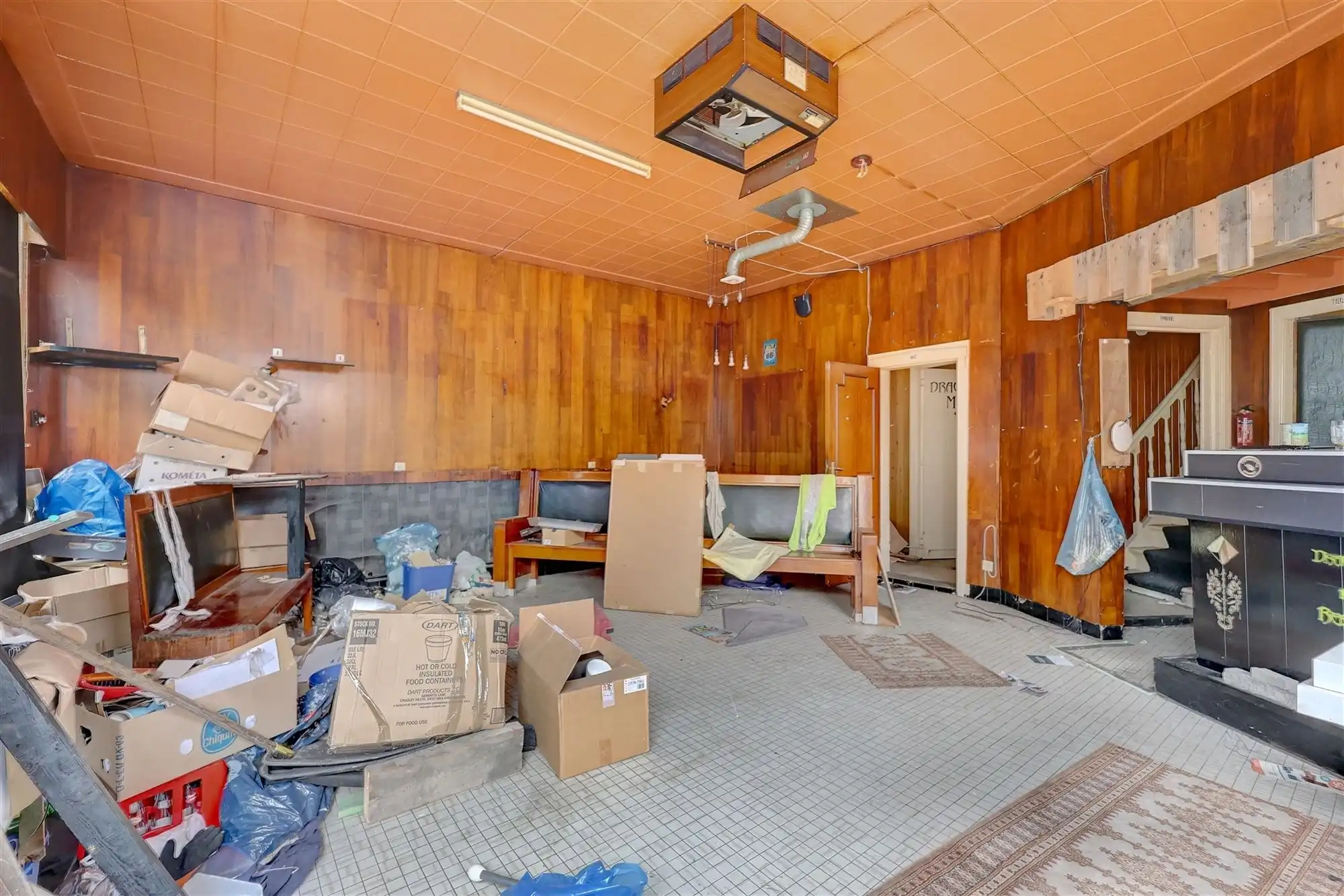 Hoekperceel met vergunning voor 3 appartementen foto 2