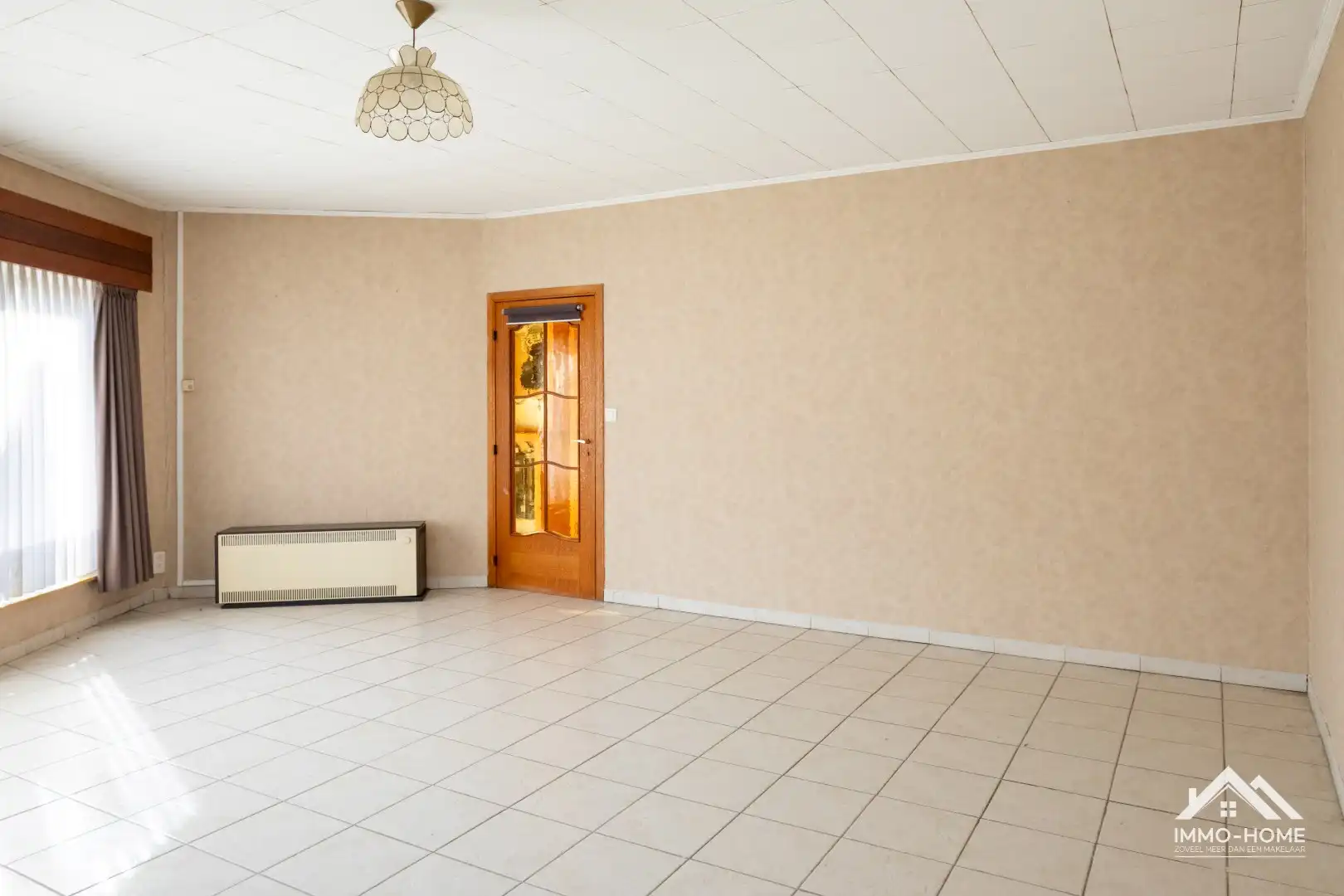 Ruime te renoveren hoekwoning met garage!!  foto 15