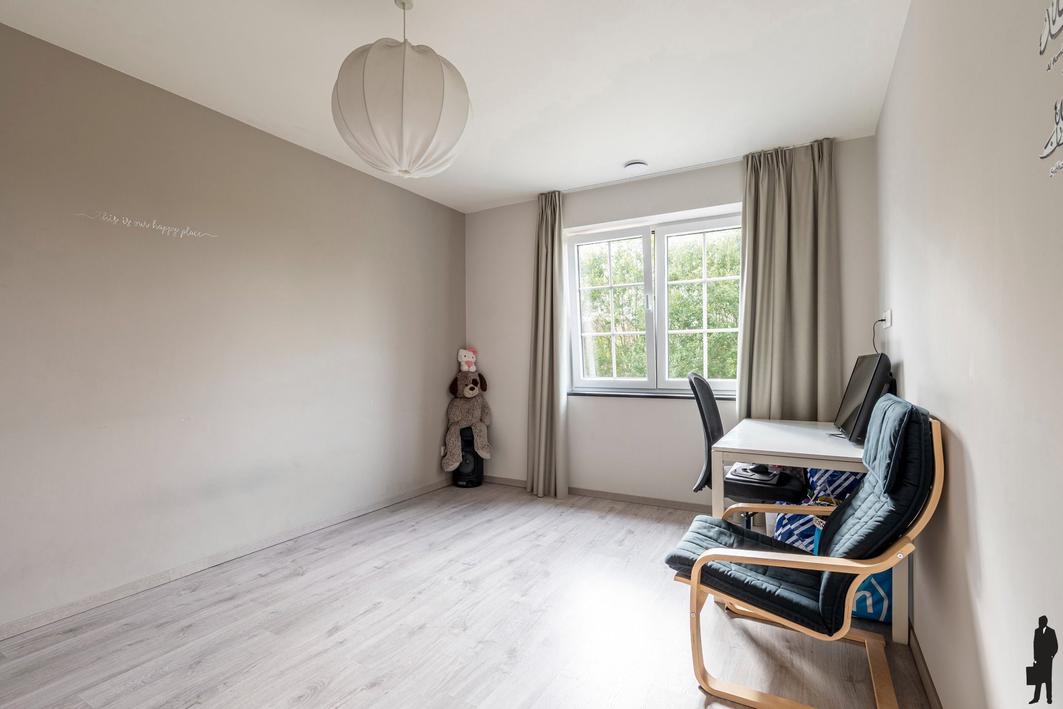 Recente gezinswoning met 5 slpks in rustig woonerf foto 13