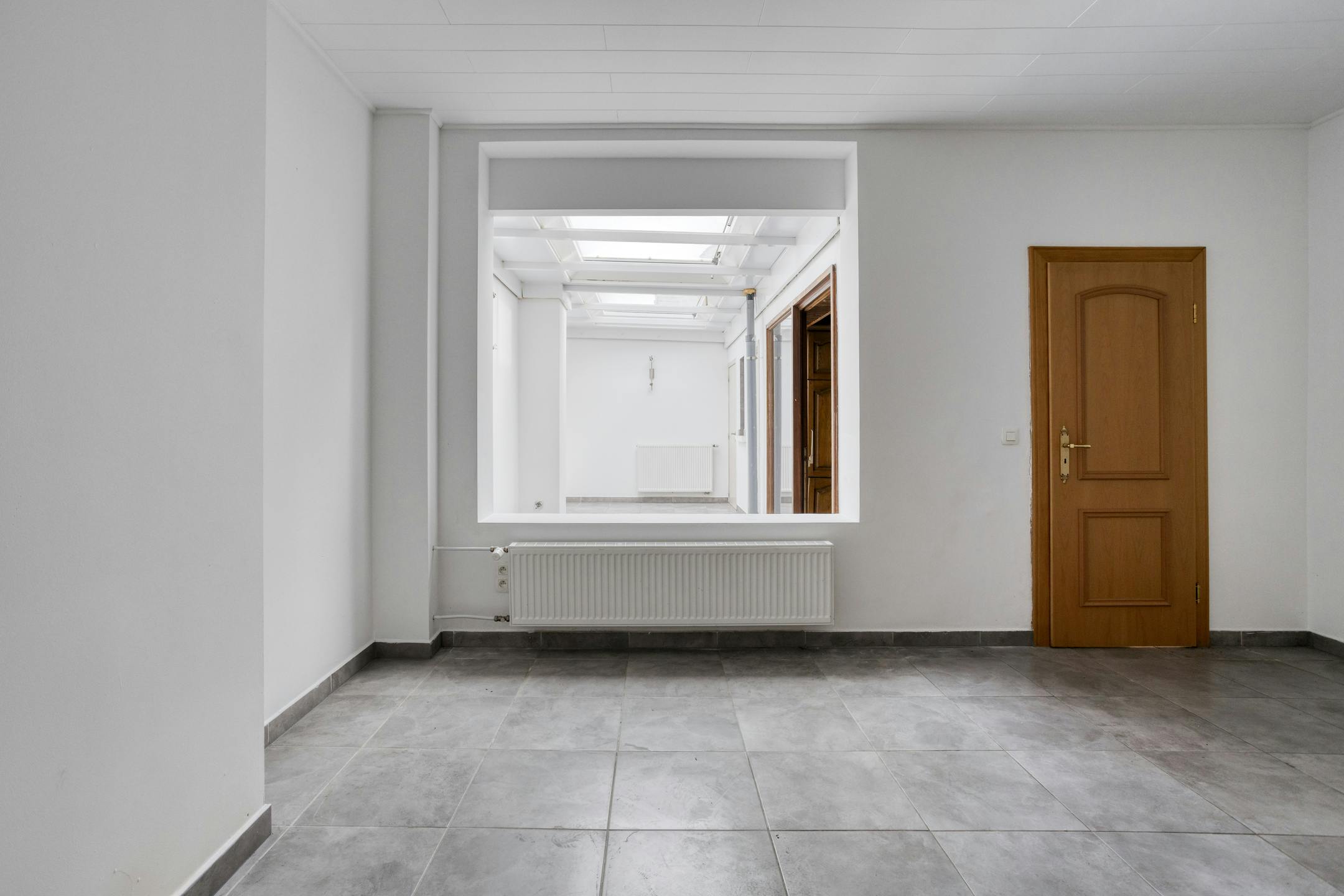 Huis met 5 slaapkamers te koop in het centrum van Roeselare foto 7