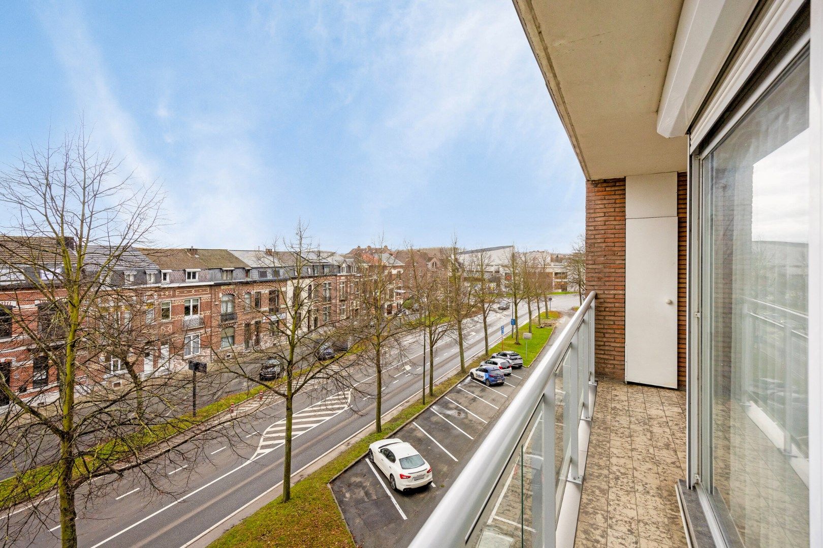 Schitterend appartement met 2 terrassen en garage, residentie Albert centrum Tongeren foto 12