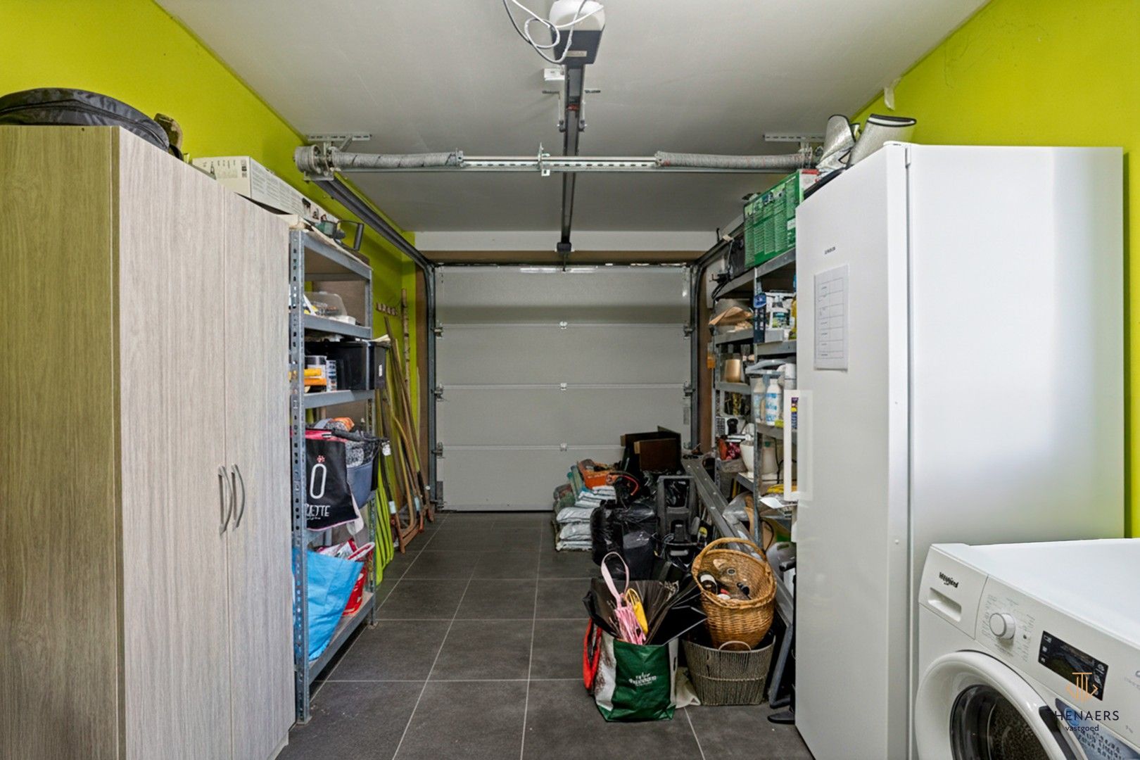 Energiezuinige gezinswoning met 18 zonnepanelen en garage in een rustige wijk van Sint-Truiden. foto 17