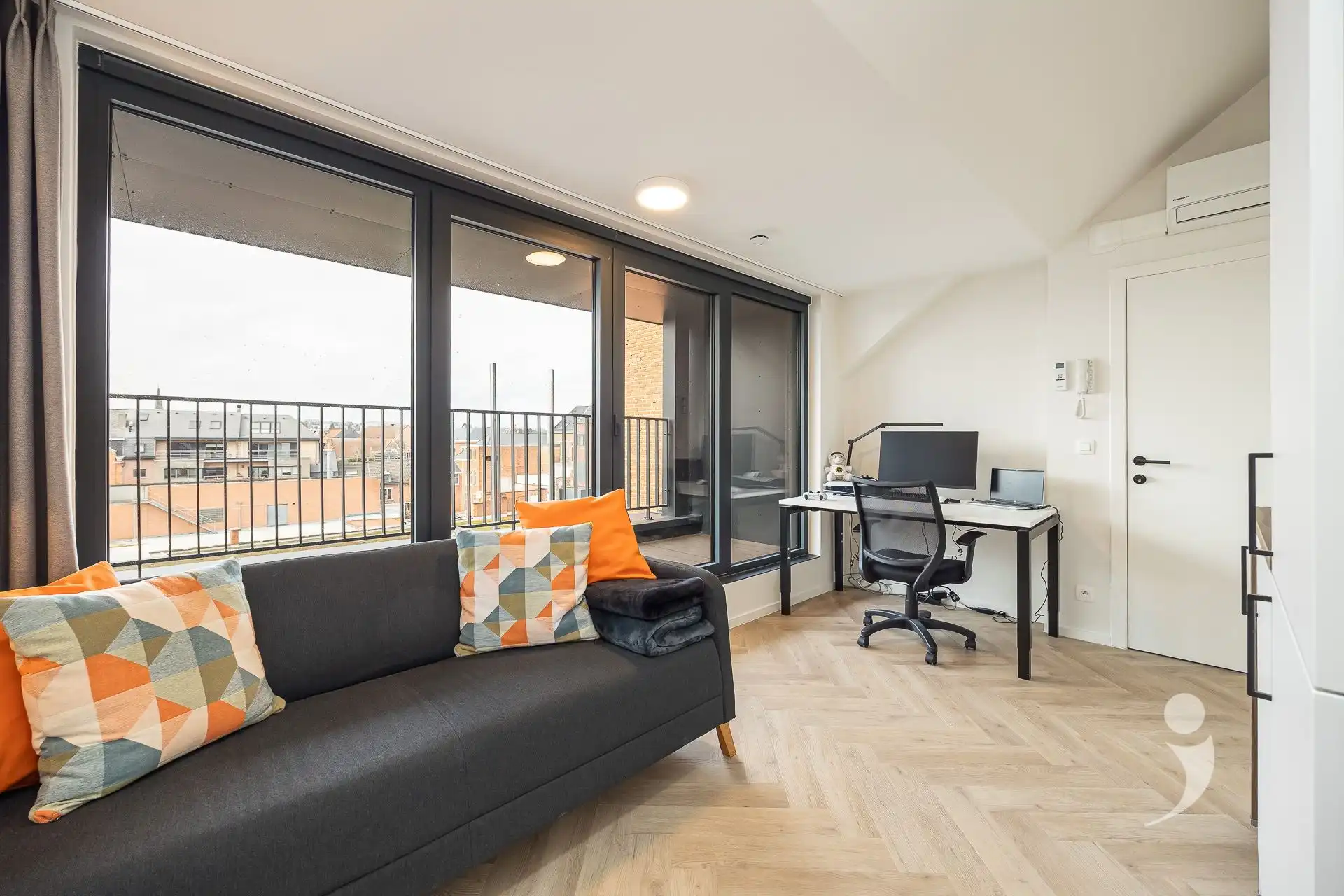 High-end studentenkamer met terras in centrum Leuven foto 3