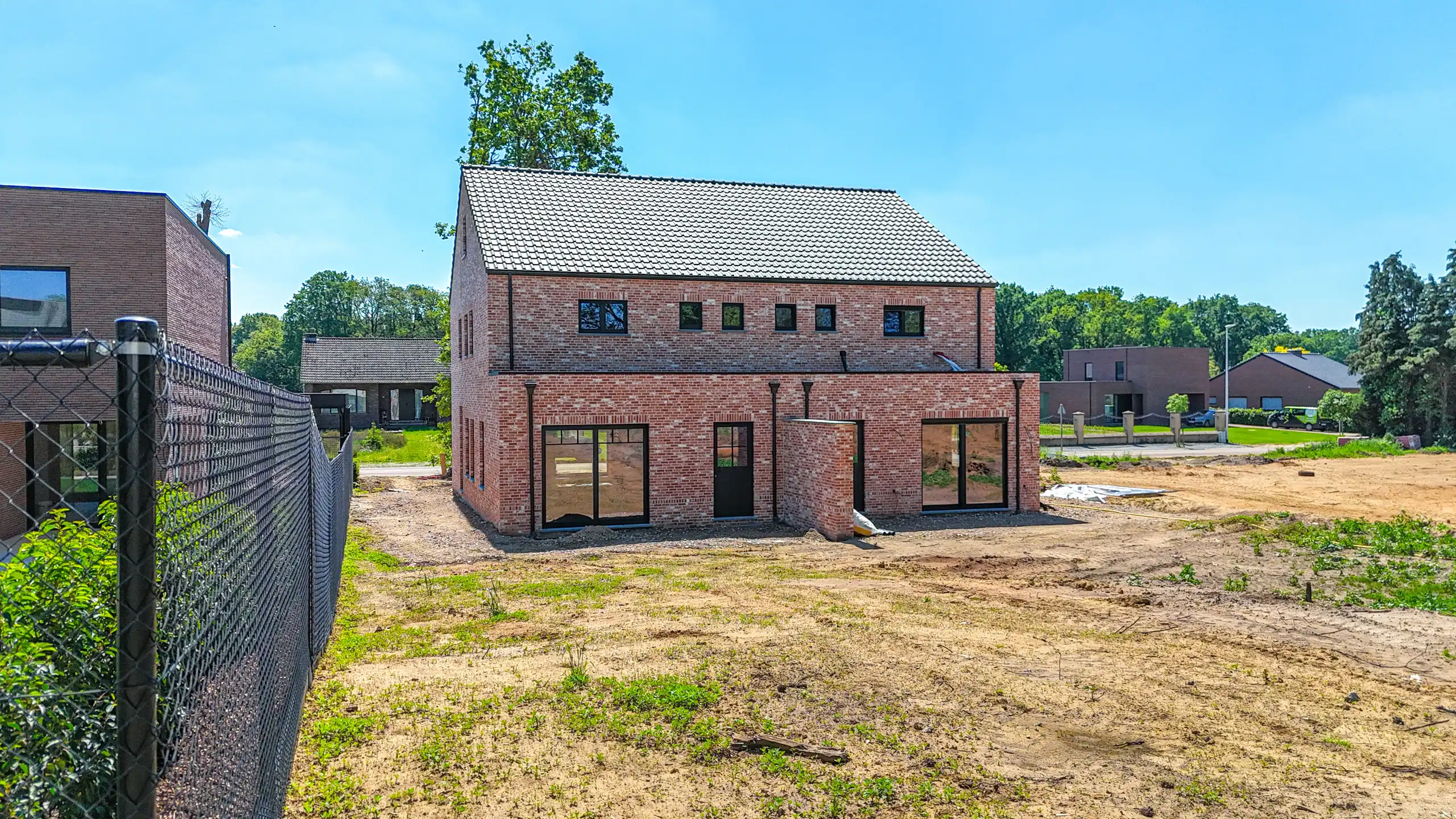 Prachtig gelegen casco+ woning met 4 slaapkamers! foto 18