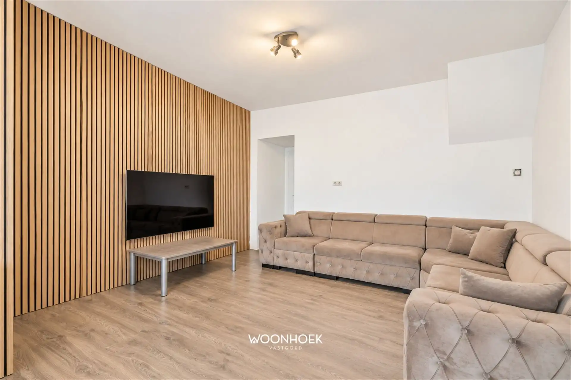 Charmante 2-slpk woning met achteruitgang foto 2