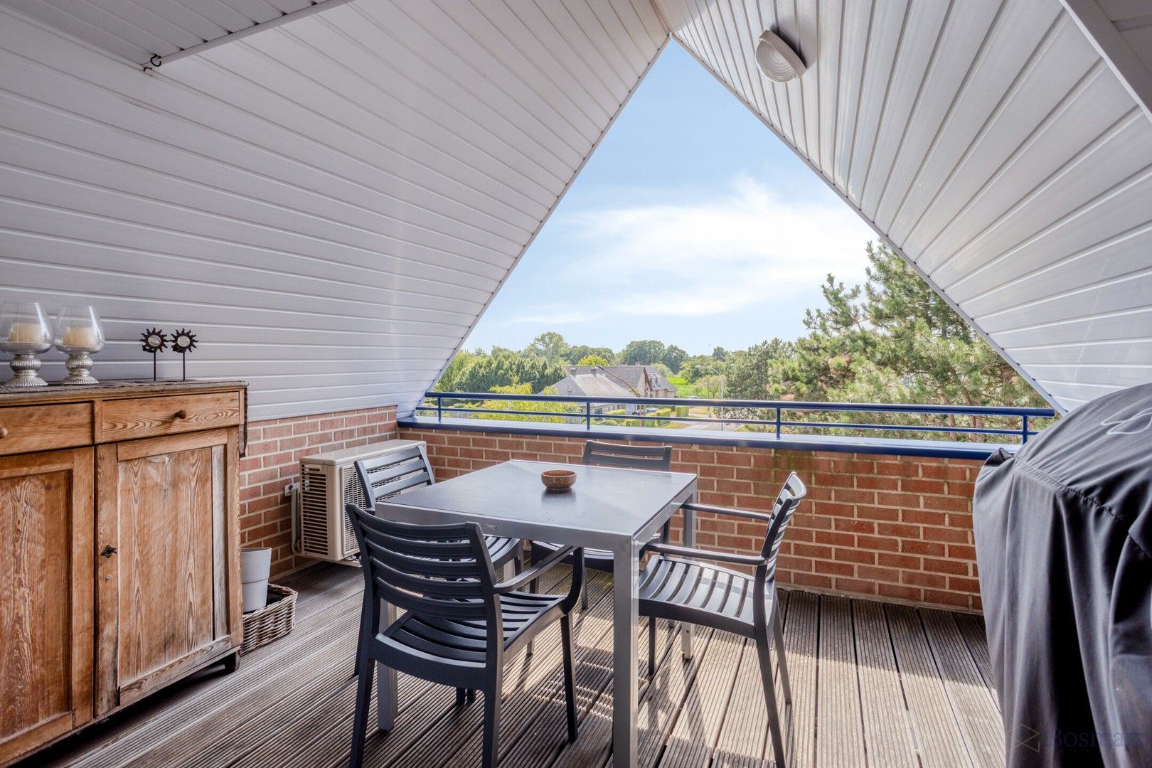 Zeer ruim appartement te koop in Geel foto 27