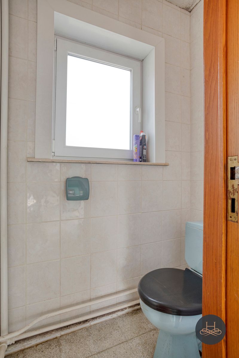 Te vernieuwen woning vlak bij station Wezemaal foto 14