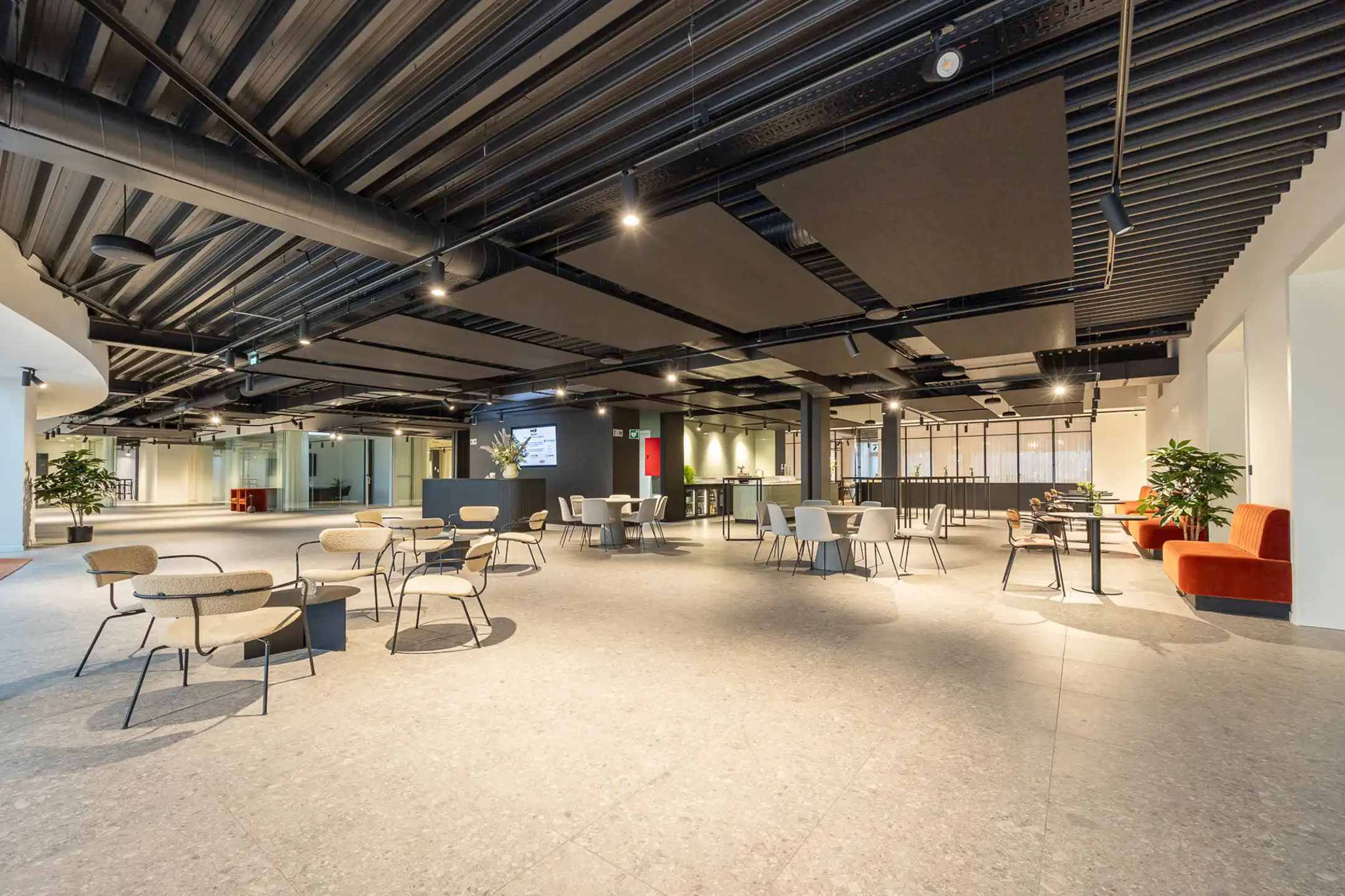 Moderne kantoorruimte in West Port Campus (475 m²) foto 9