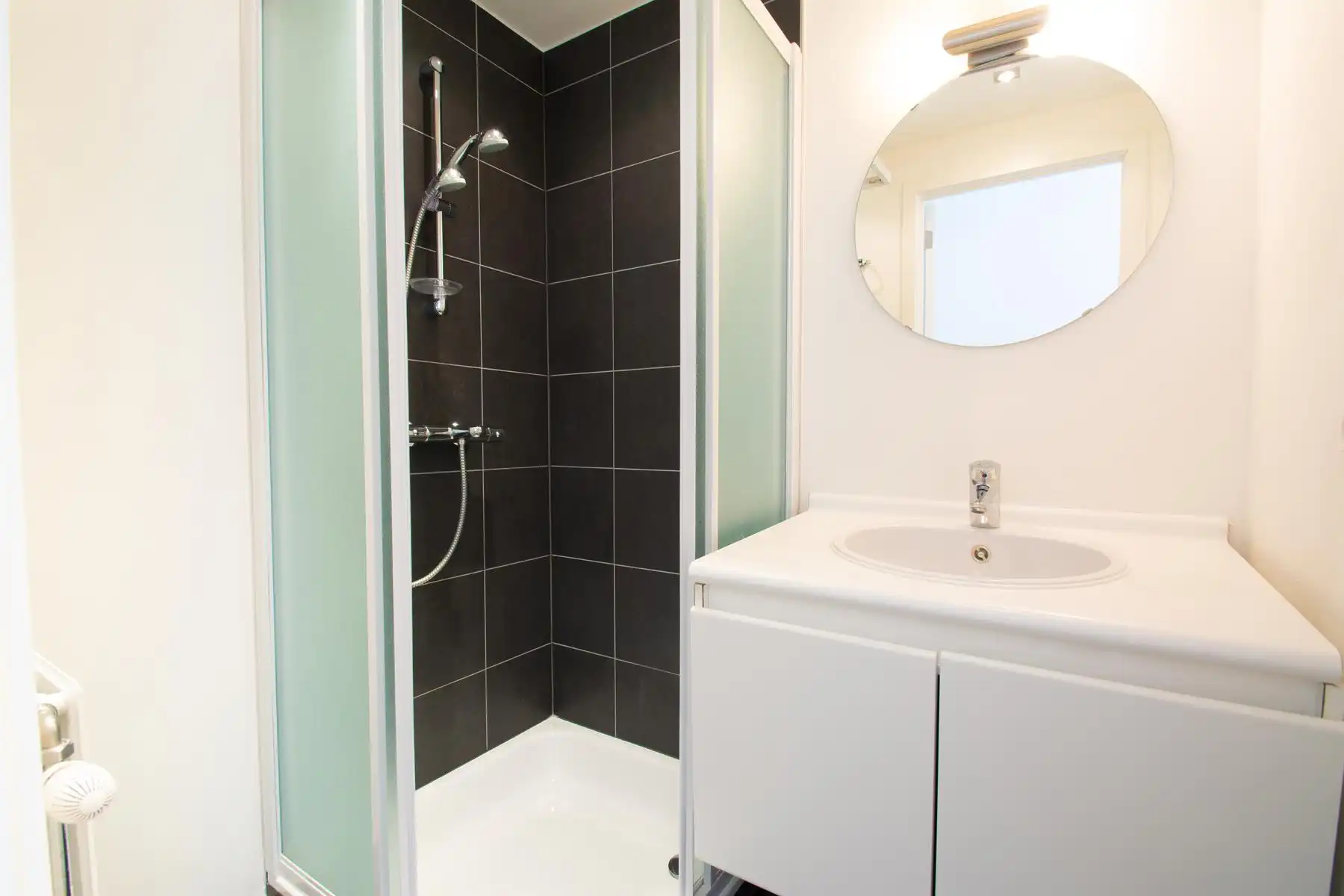 LICHTRIJK - GEMEUBELDE Studio 1 kamer (NAVO area) foto 13