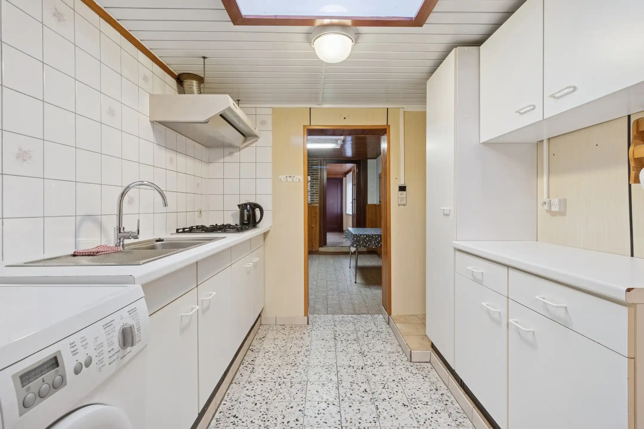 Charmante woning met renovatiepotentieel  foto 10
