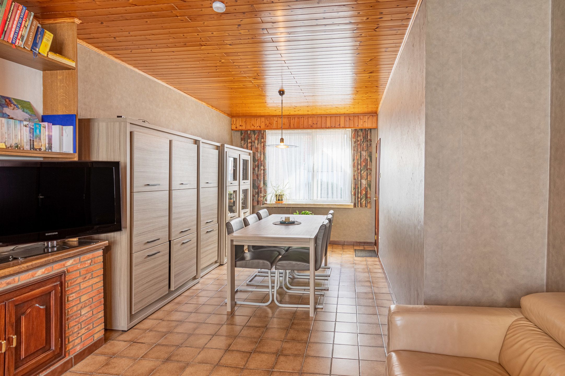 Gezinswoning met garage in hartje Willebroek foto 5