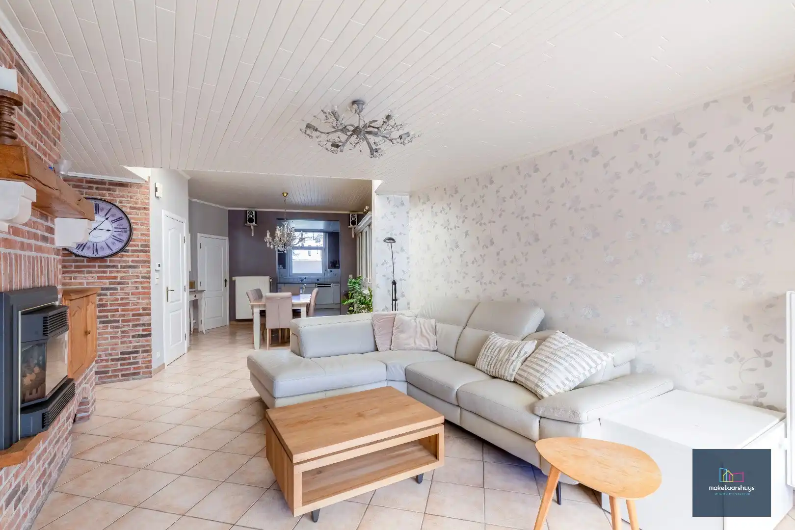 Goed onderhouden en ruime woning in rij met tuin/terras te Wondelgem foto 9