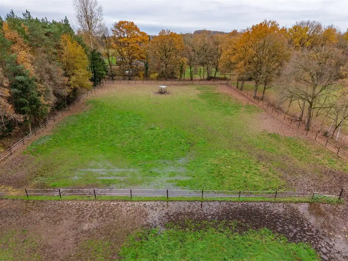 Toffe woning met weiland van meer dan 1Ha foto 38