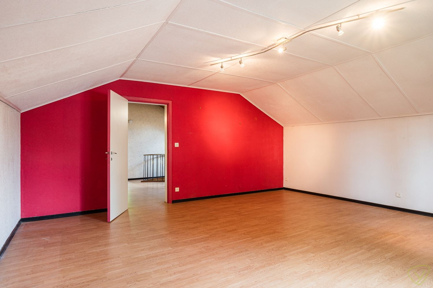 Karaktervolle woning met  riante tuin in Eeklo foto 26
