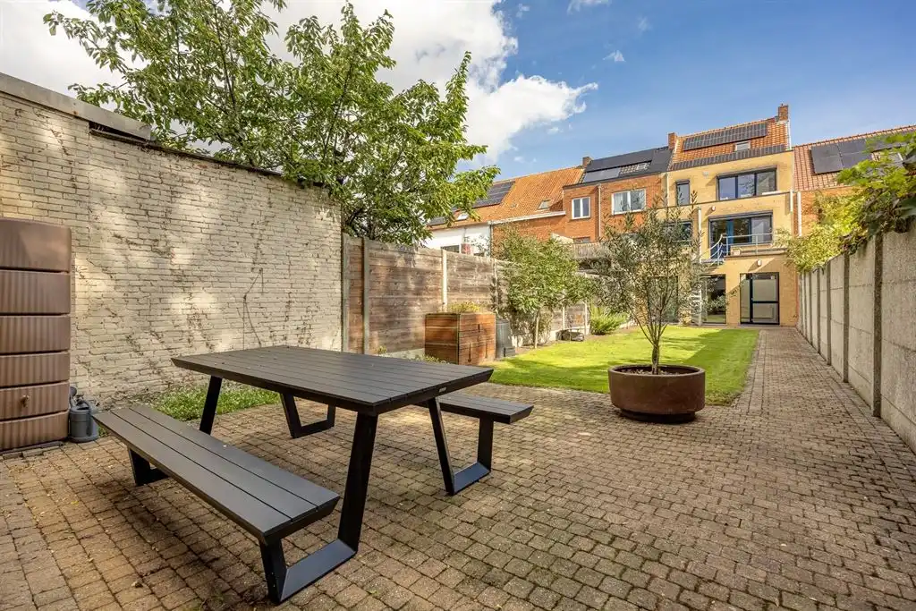 Riume, instapklare bel-etage met zonnige tuin foto 16