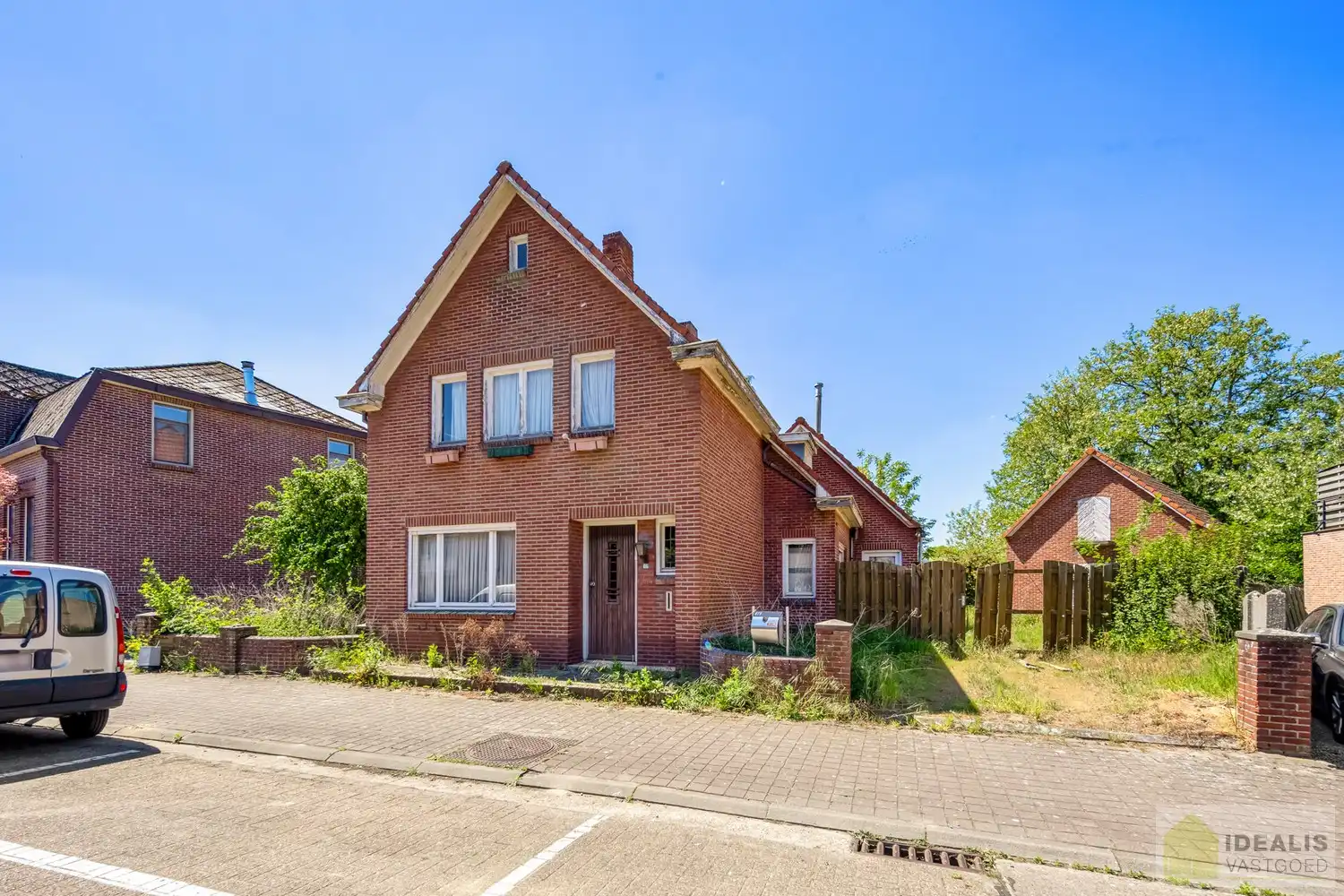 IDEALIS VASTGOED - OVERDRACHT AANDELEN PATRIMONIUMVENNOOTSCHAP MET IN HAAR ACTIEF MEERDERE ONROERENDE GOEDEREN GELEGEN TE STADSWAAG 3, STADSWAAG 5, STAD 1, STAD 3 en GROENSTRAAT 5, ALLEN IN HET CENTRUM VAN HAMONT (HAMONT-ACHEL)! – Geschikt voor zij die zoeken naar een interessante investering met verschillende mogelijkheden waaronder een vernieuwbouw bestaande uit 10 appartementen. foto 15