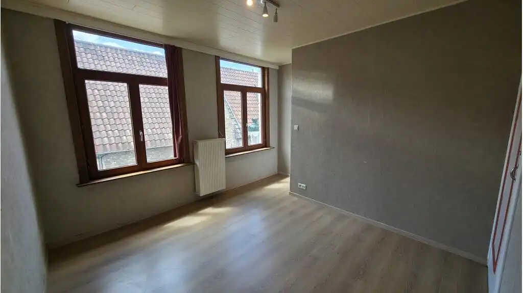 Comfortabele 3-slaapkamerwoning met Terras te koop in Brugge foto 7