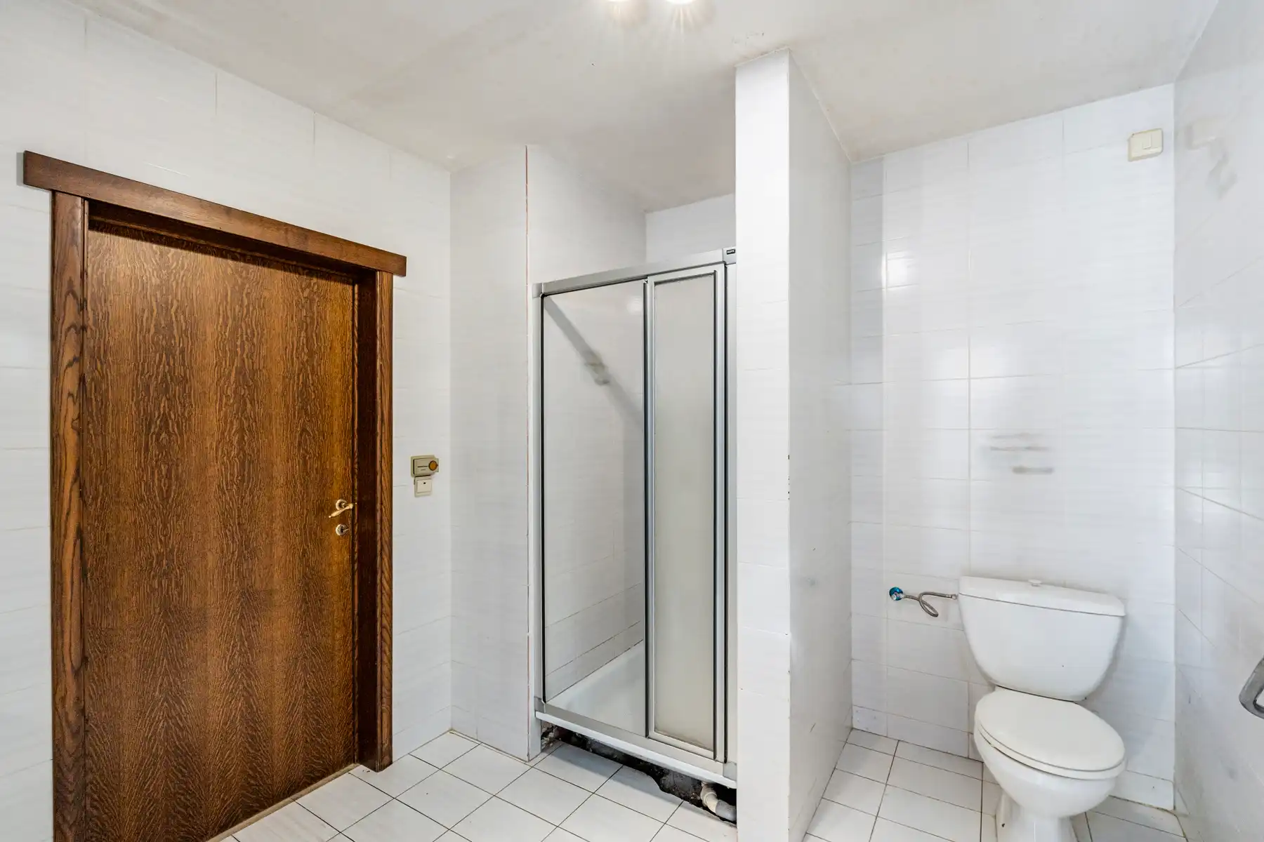 Grondig te renoveren woning met bijgebouwtje op ca 1.800 m² foto 22