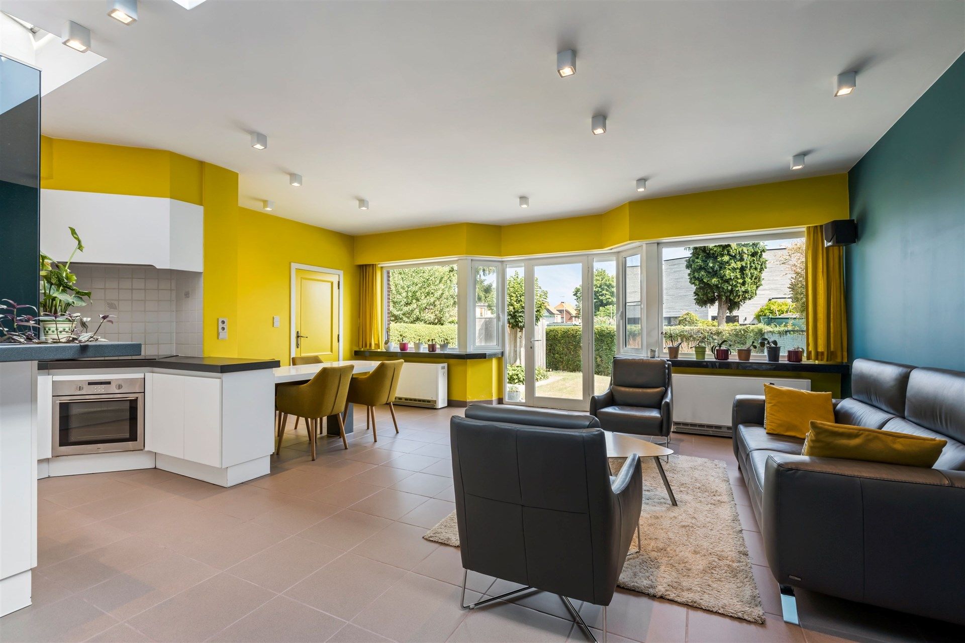 Instapklare gezinswoning met 3 slaapkamers nabij het centrum foto 12