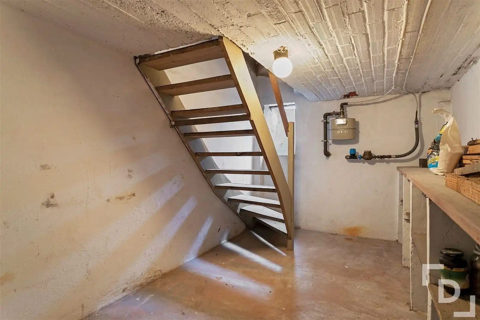 Ruime eengezinswoning foto 16