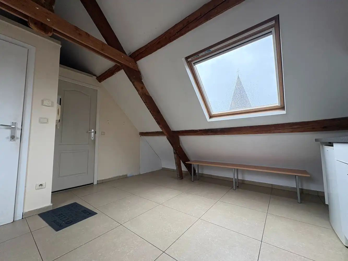 Lichtrijke studio in het centrum van Torhout foto 2