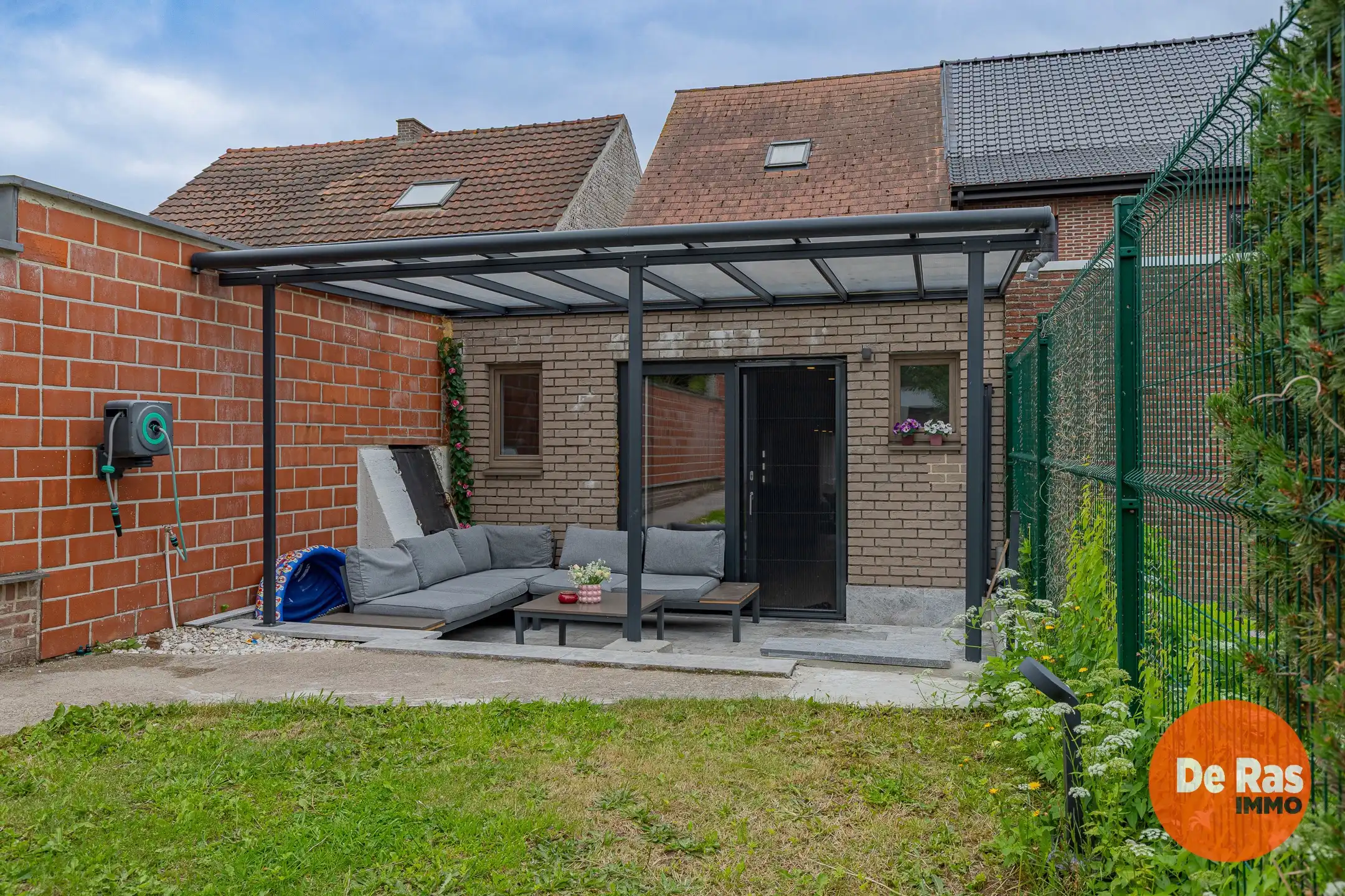 NIEUWERKERKEN– Gerenoveerde woning met 3 slk's, tuin, garage foto 22