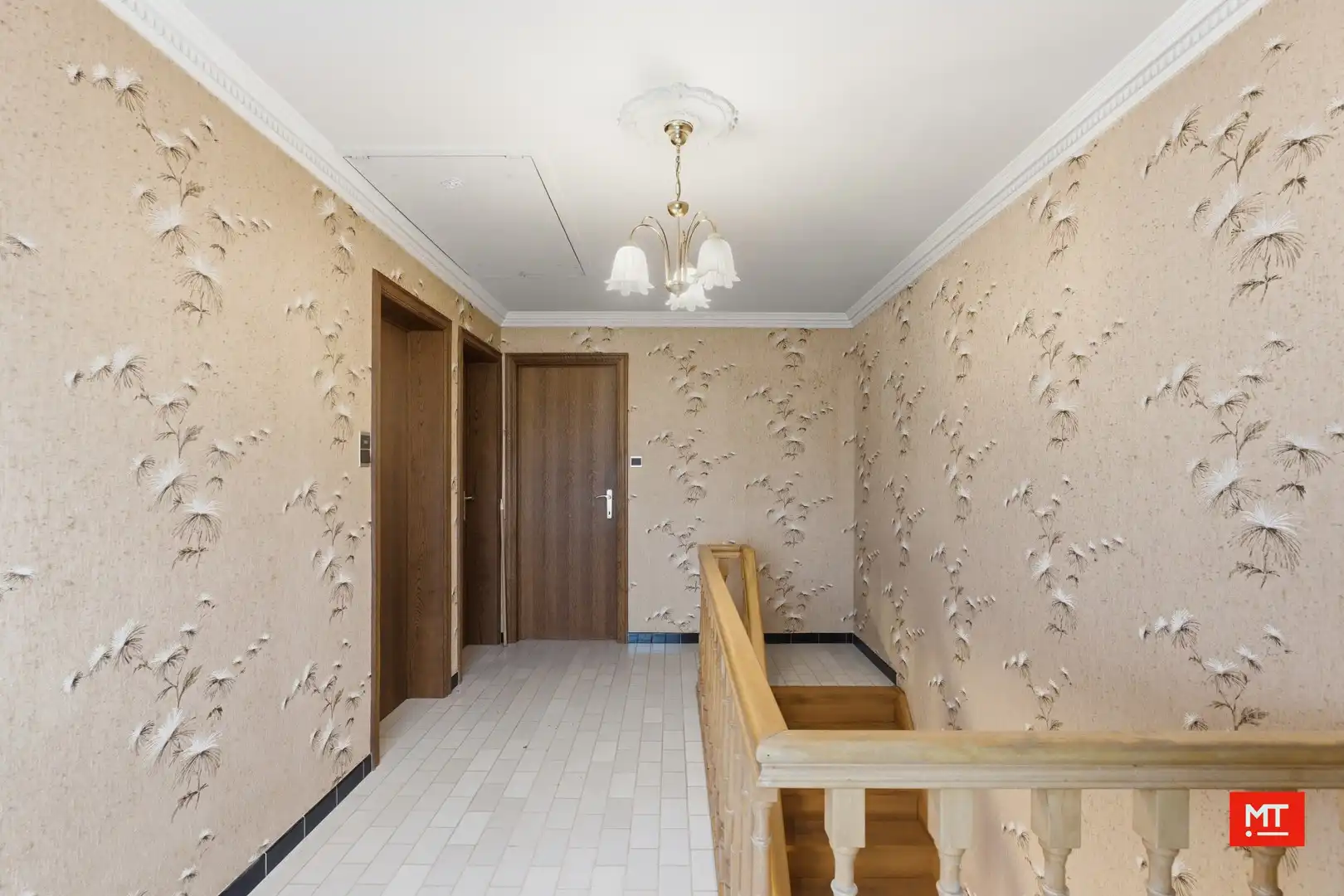 IN OPTIE - Te renoveren woning met 3 slaapkamers (+ mogelijk) en tuin te koop in Moorslede foto 9