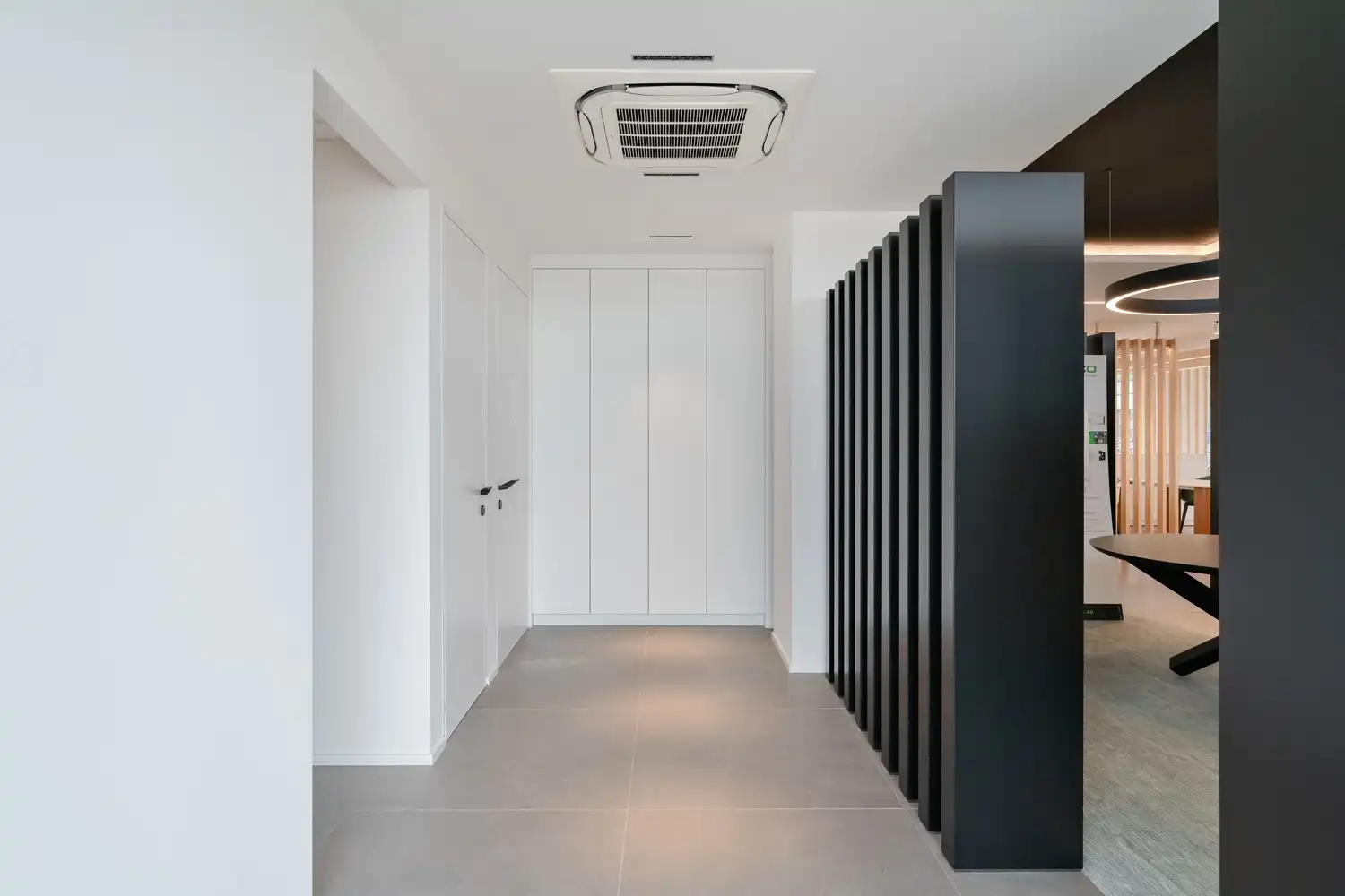 220m² kantoor/showroom foto 18