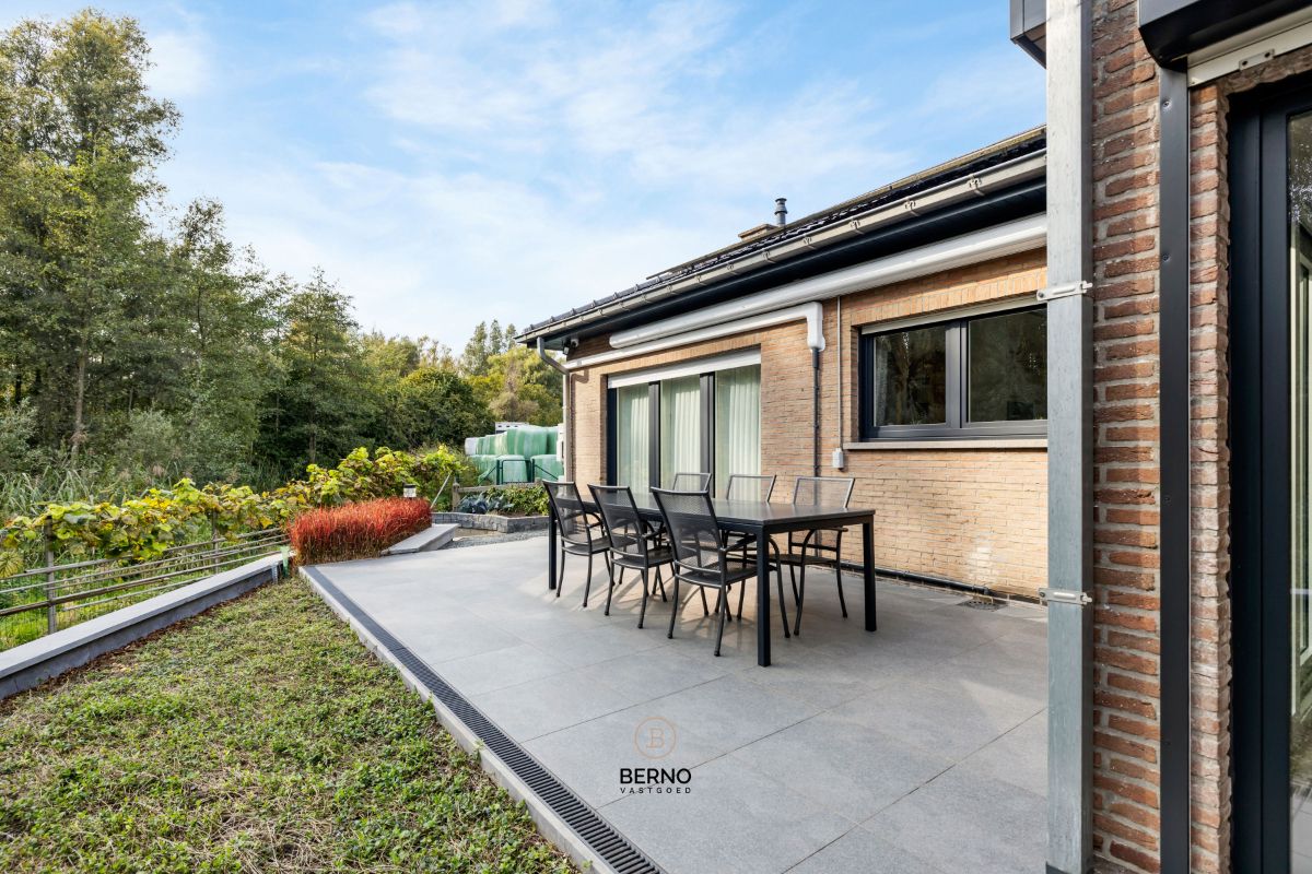 Instapklare laagbouwwoning in groene, rustige omgeving foto 25