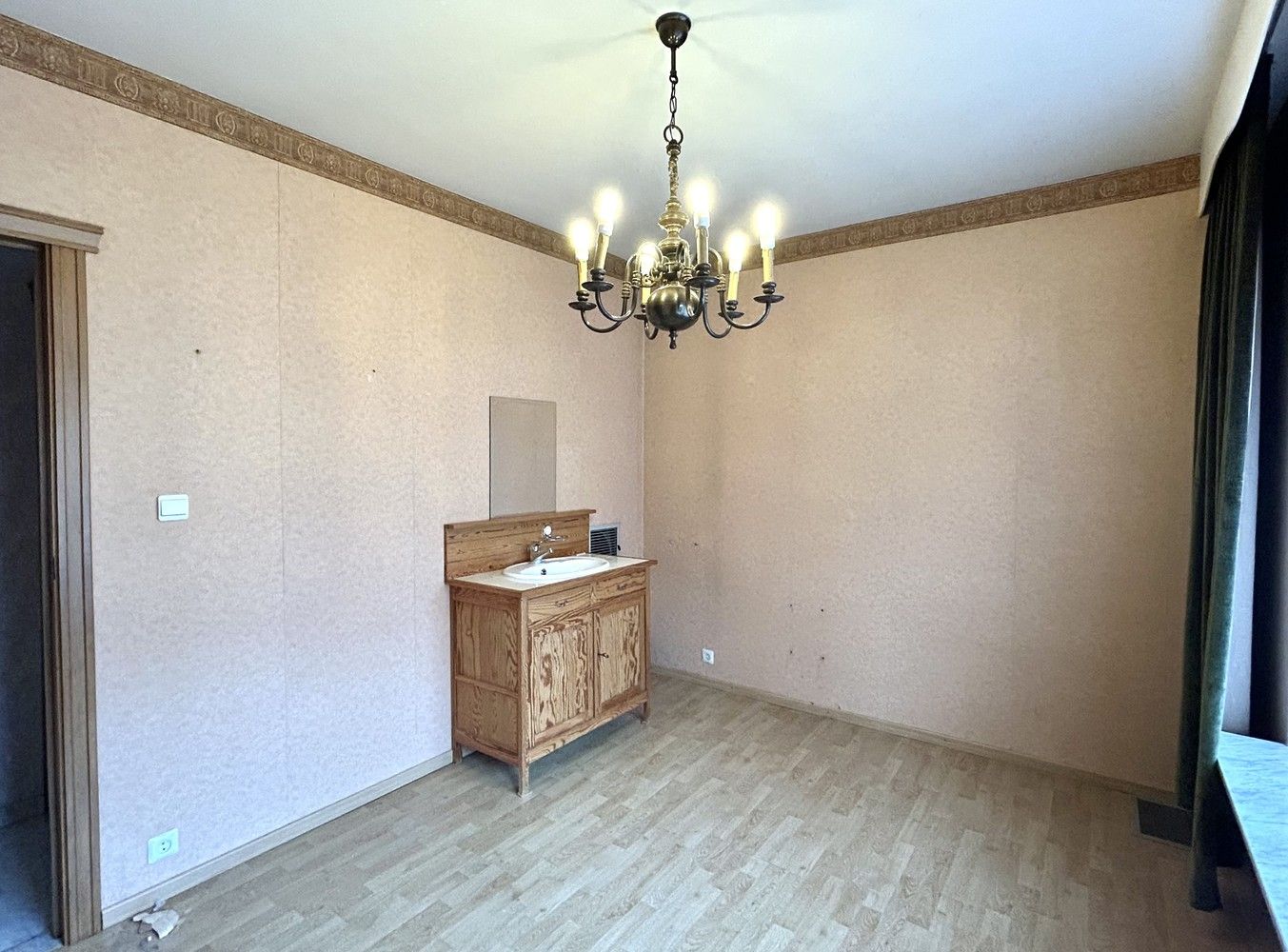 Ruime woning met 5 slaapkamers op perceel van 11a69ca! foto 13