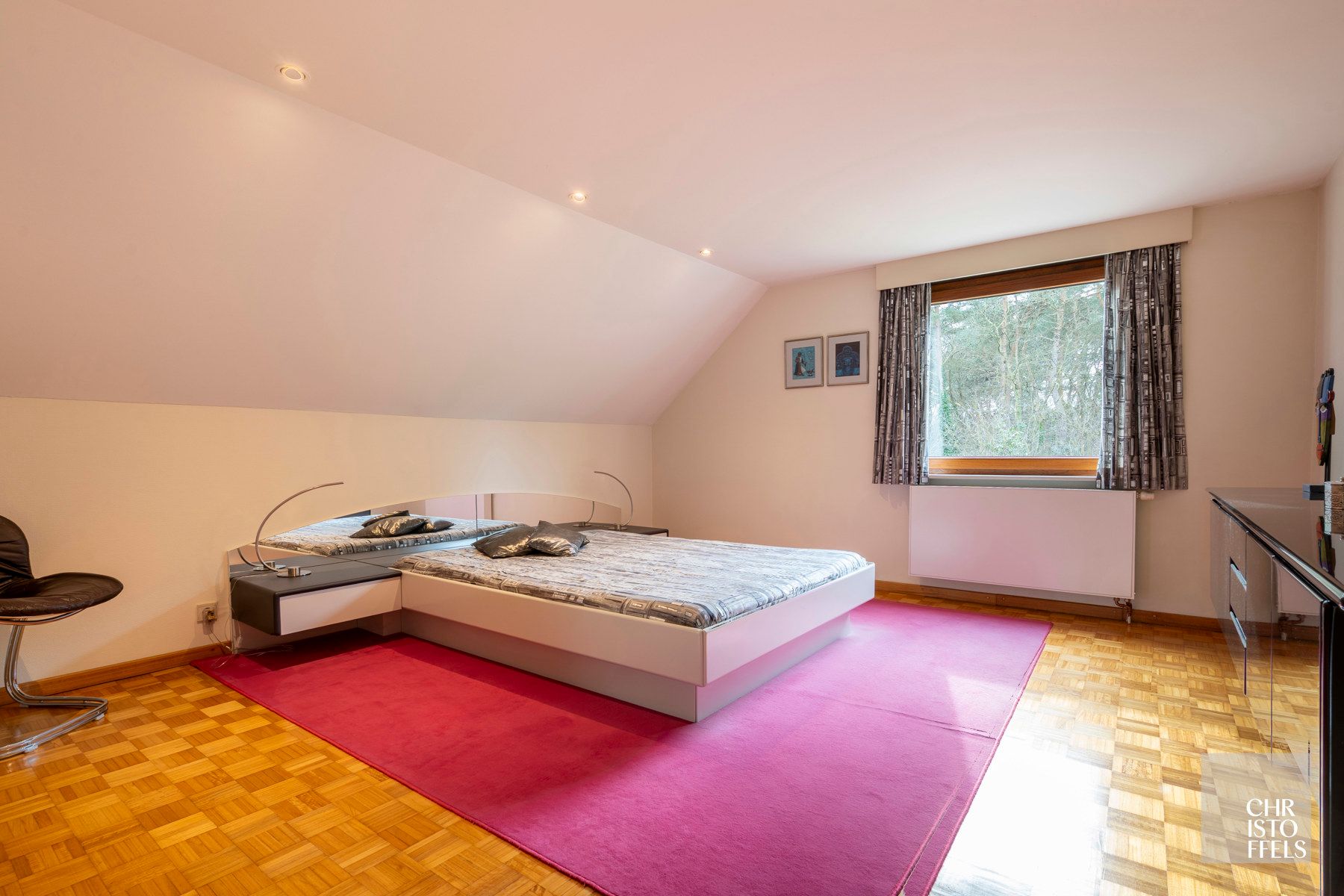 Villa van 496 m² met kantoren op een uniek perceel van 2.400 m²! foto 19