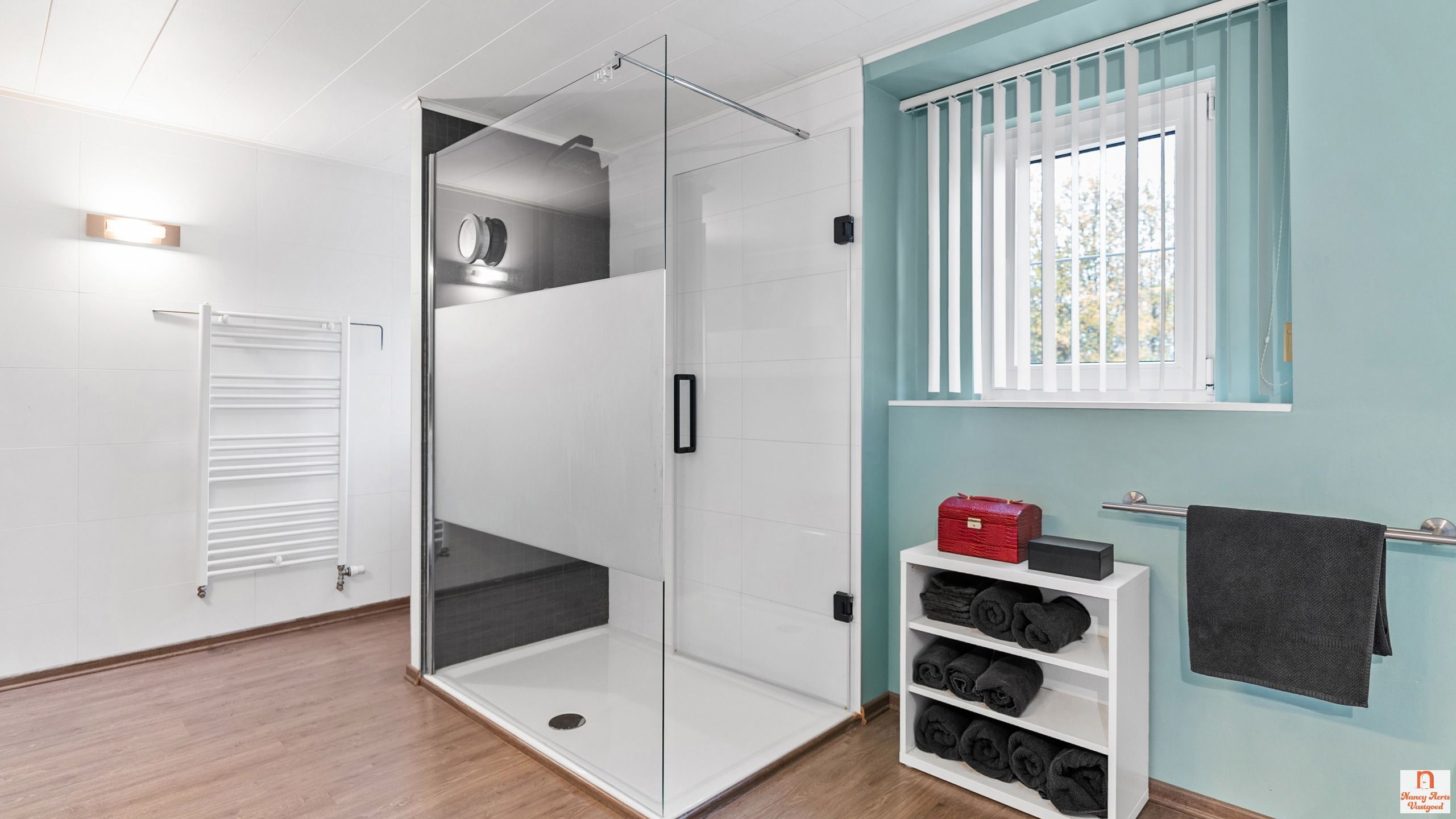 Authentieke woning met moderne toets en hedendaags comfort foto 20