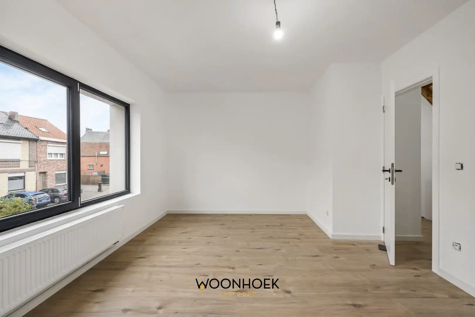 Gerenoveerde, 4-slpk woning met 2 badkamers en tuin! foto 14