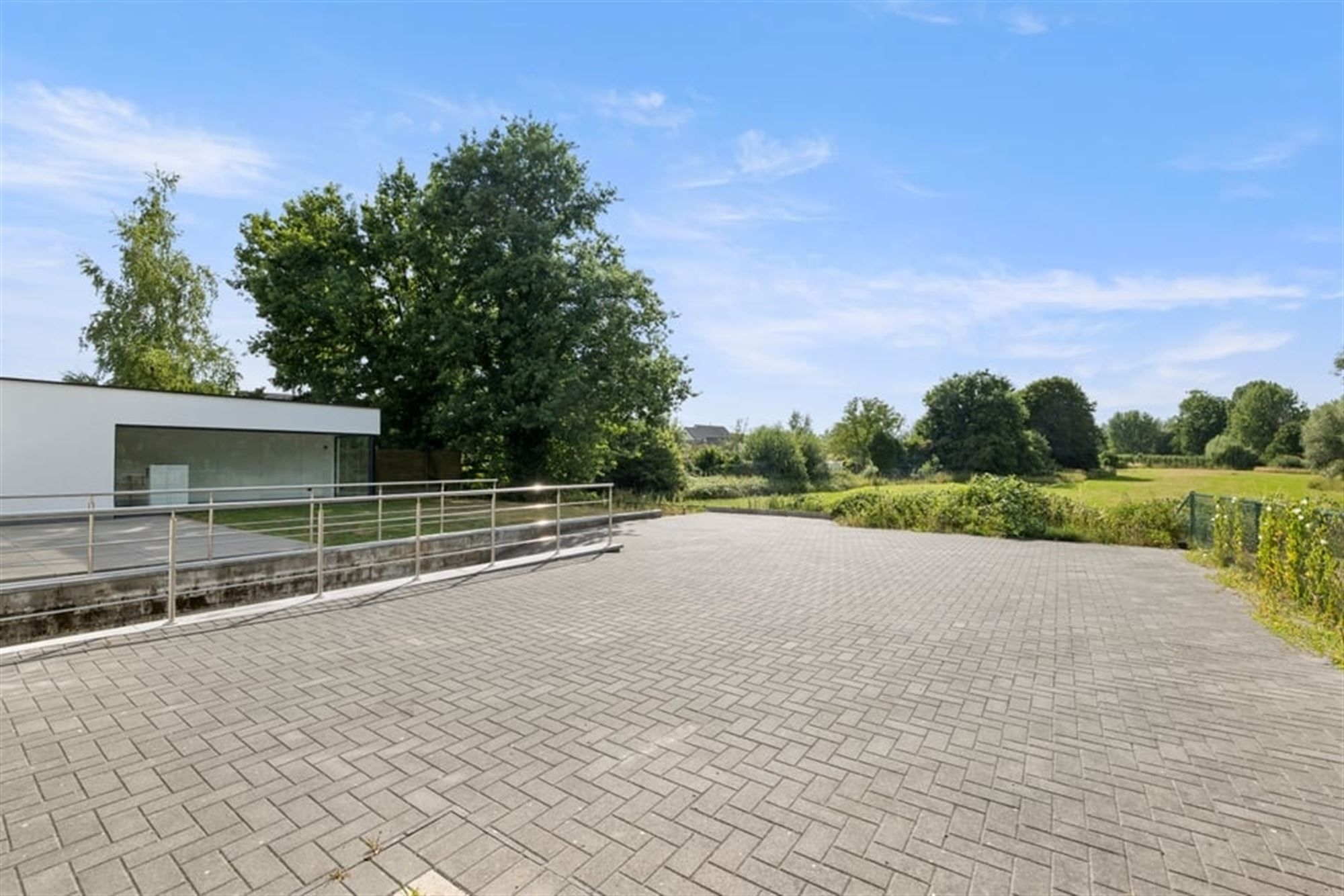 OPEN BEBOUWING MET KANTOOR EN ADEMBENEMEND ZICHT IN HASSELT  foto 54