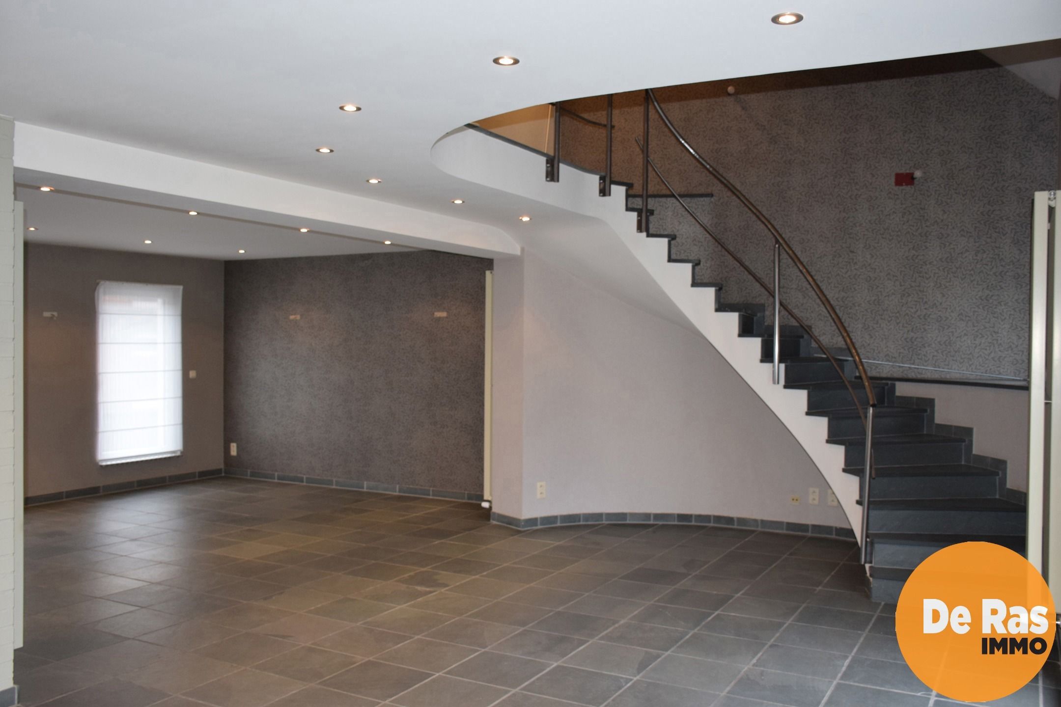 AALST - Centraal gelegen bel-etagewoning met magazijn  foto 9