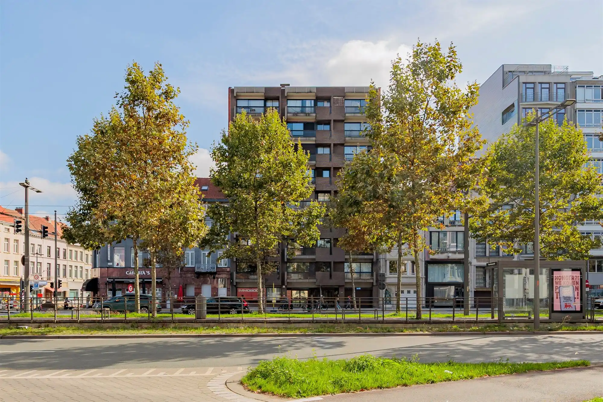 Luxueus gerenoveerd app met 1 slpk en terras; foto 14