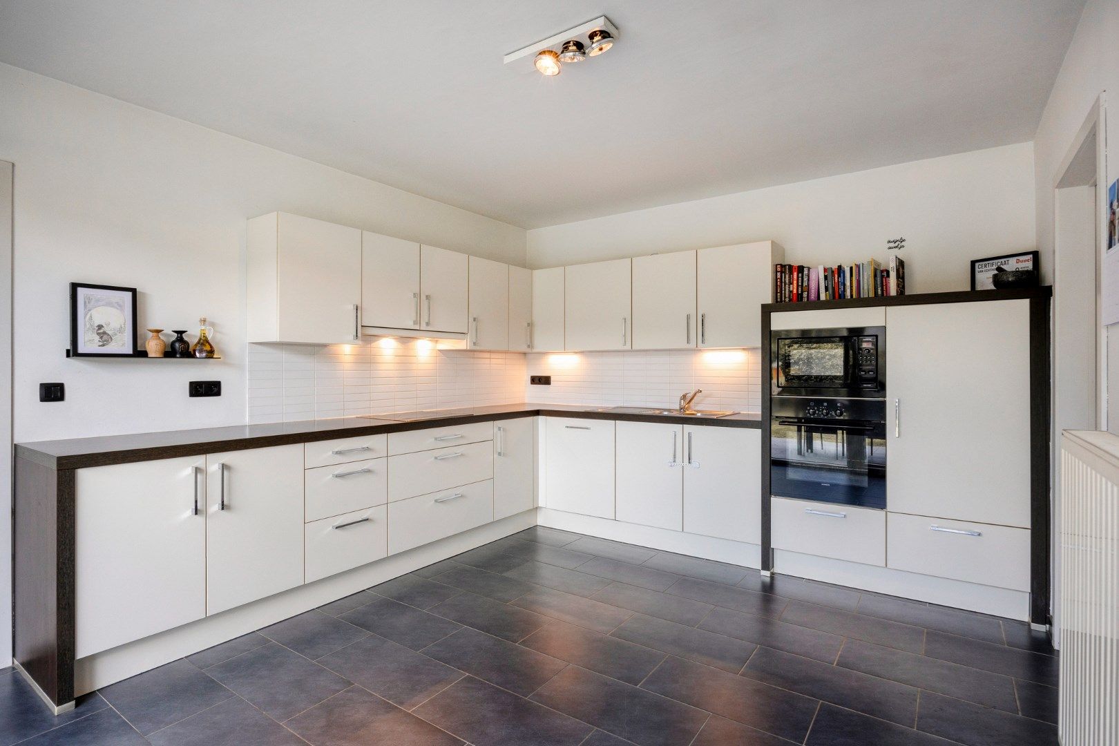 Instapklaar glvl appartement met 3 slpks en ruime tuin, centraal gelegen in Leopoldsburg !  foto 9