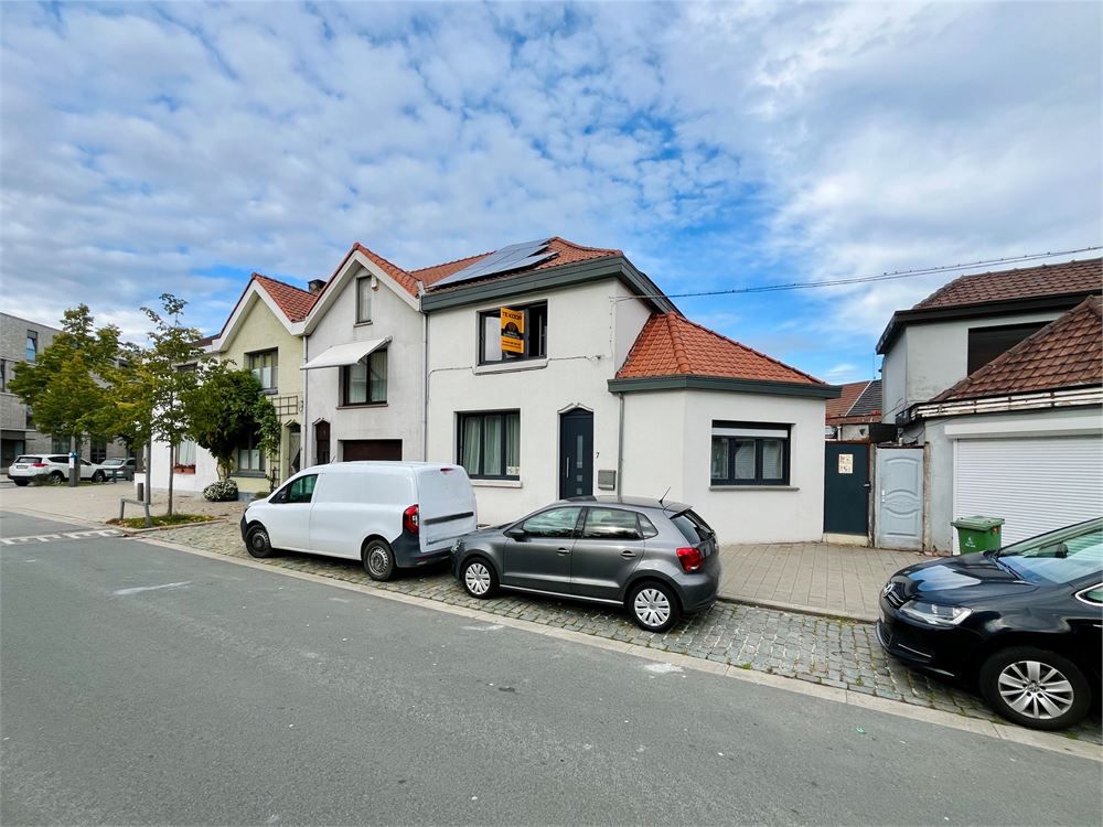 HOB met 4 - 5 slpks en super gezellig zuiders ingerichte tuin foto 27