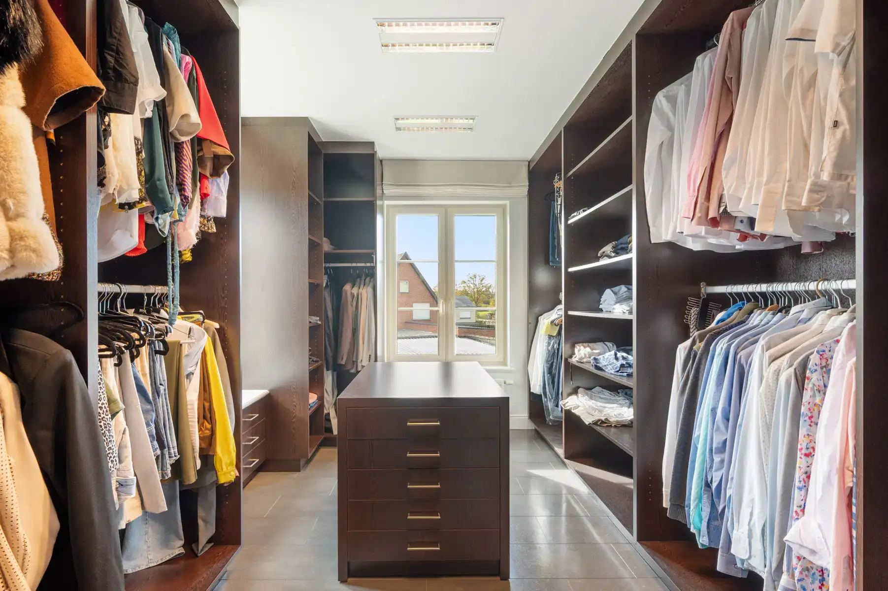 Prachtige villa in tijdloze architectuur te SCHRIEK foto 19