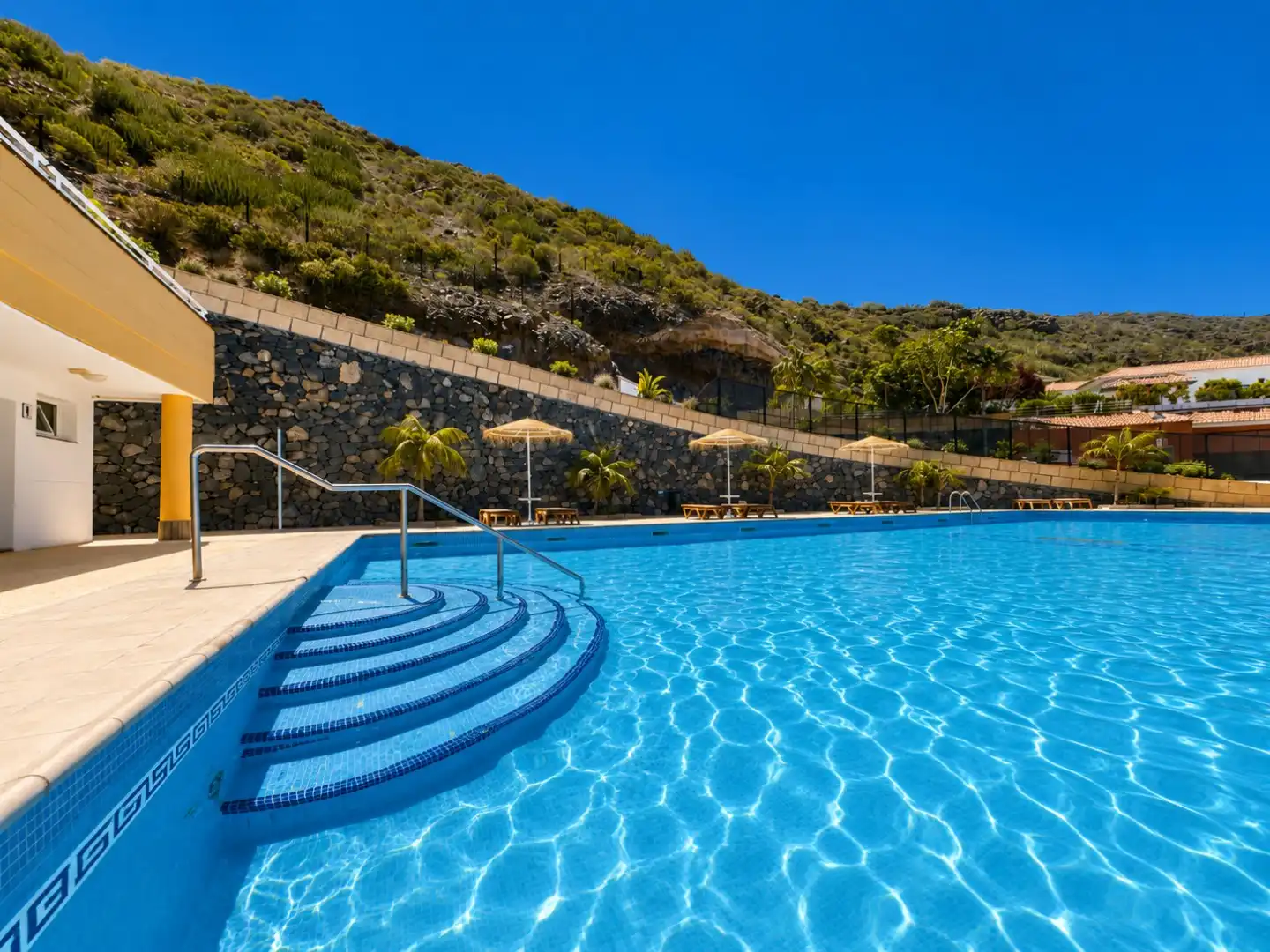 Appartement met panoramisch uitzicht op zee te Costa Adeje foto 25