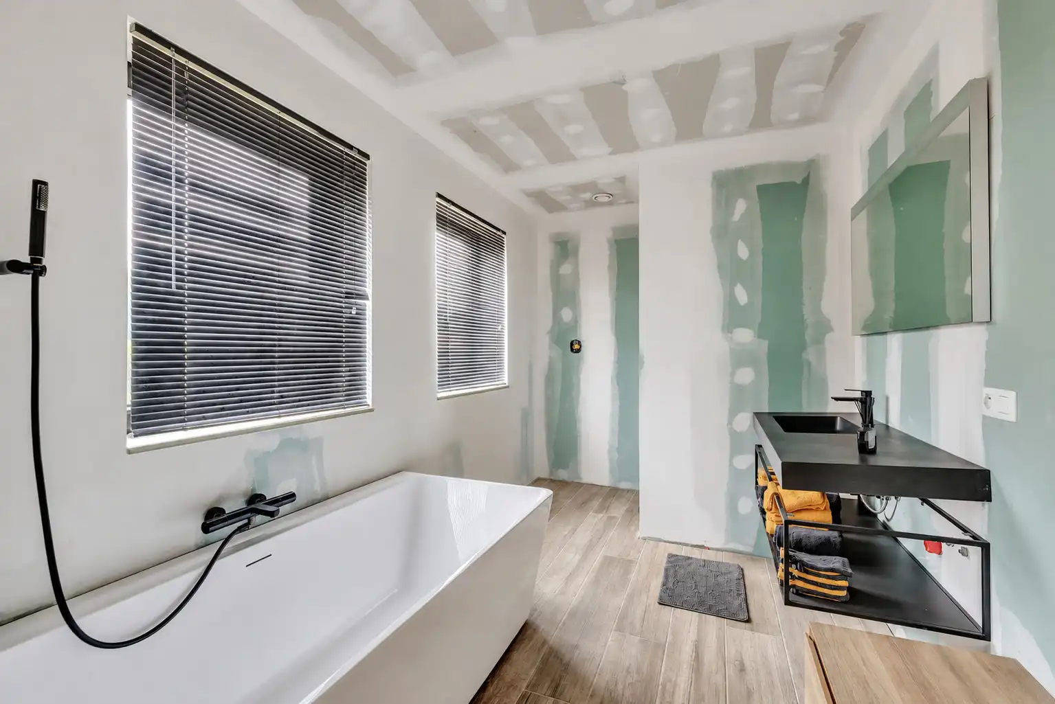 Prachtige nieuwbouwwoning met 3 slpks en tuin op toplocatie foto 11