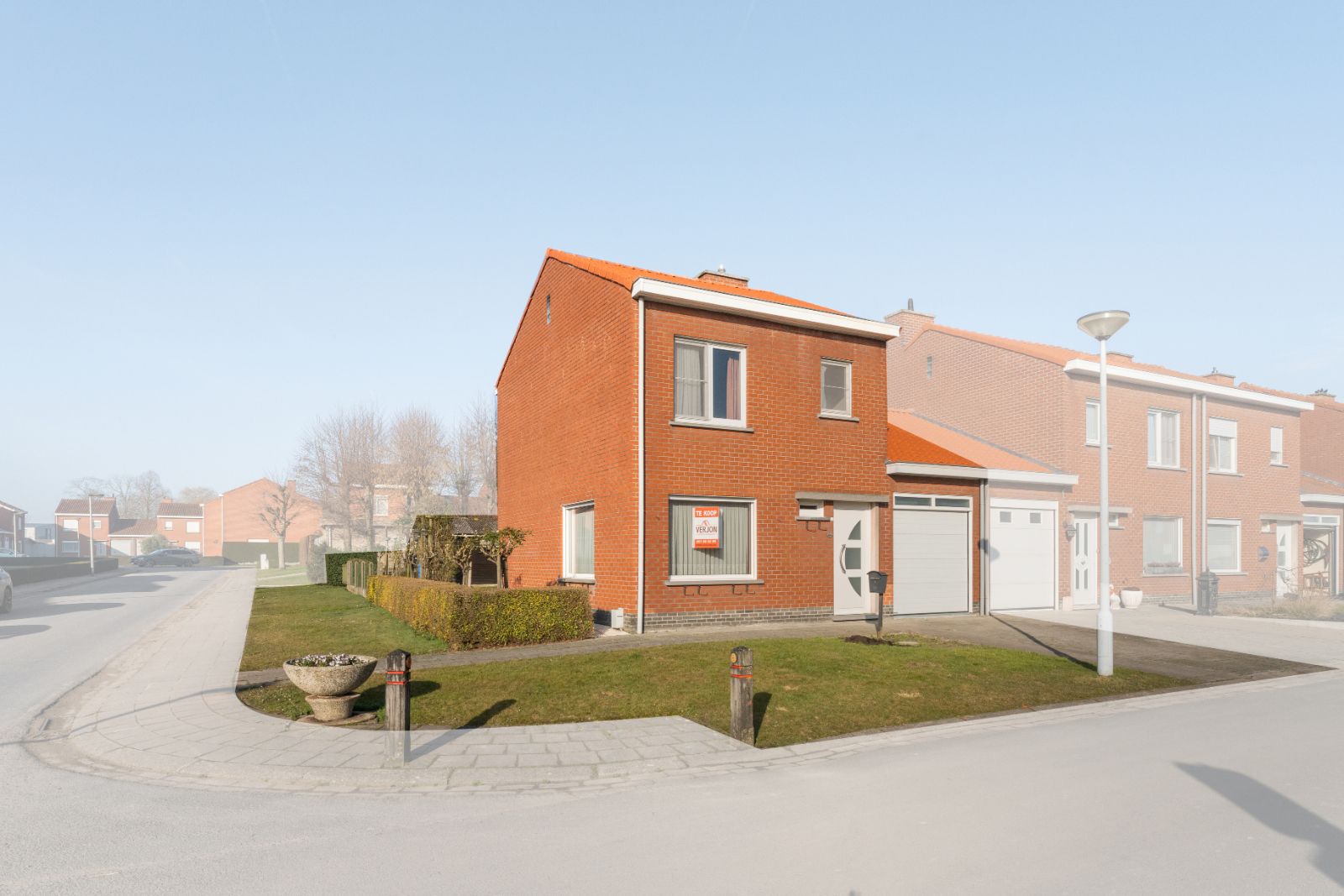 ()=>{if(producerUpdateValueVersion(node),producerAccessed(node),node.value===ERRORED)throw node.error;return node.value} Jasmijnenstraat 1 - 8850 Ardooie