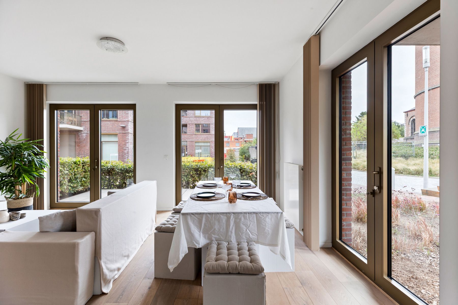 Gelijkvloers appartement met 2 slpks in centrum Wetteren! foto 5